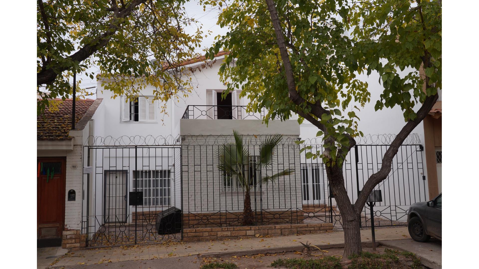 #5081225 | Alquiler | Casa | Mendoza (Bevilacqua Inmobiliaria)