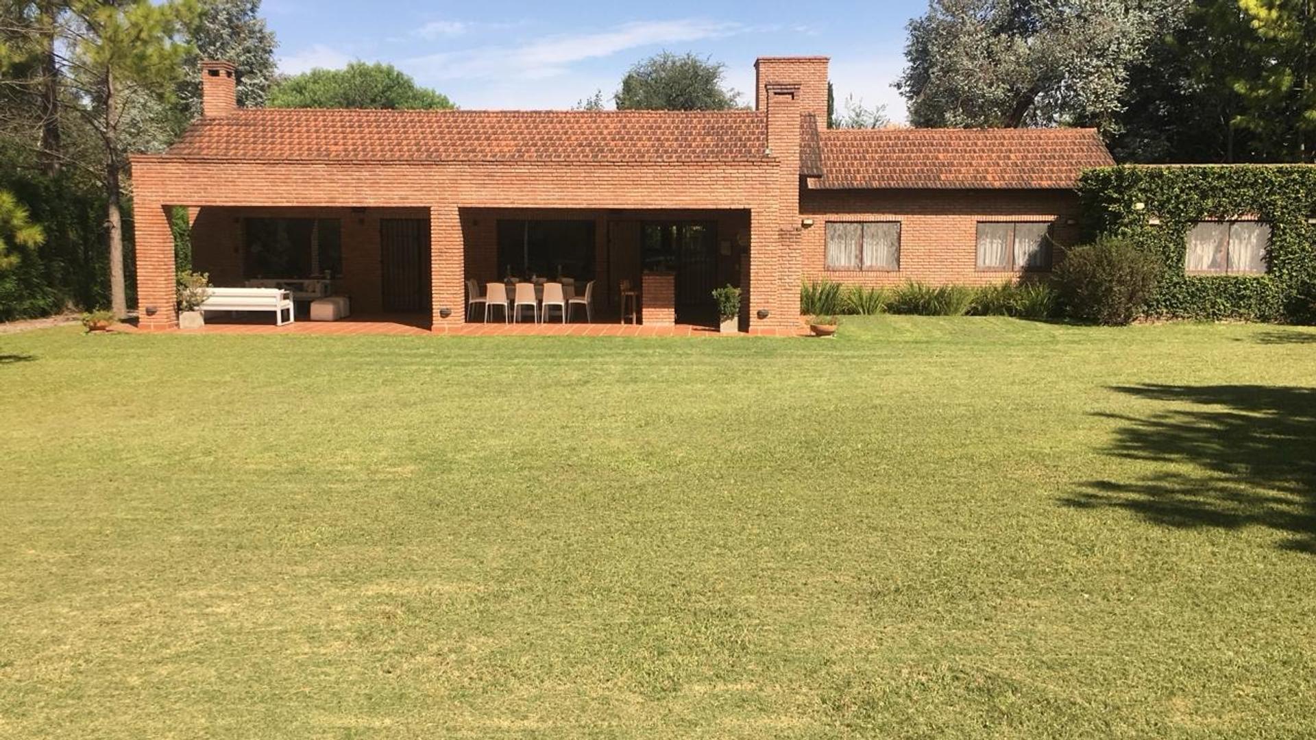 #5099501 | Venta | Casa | Villa Allende (Grimaut Lopez Propiedades)