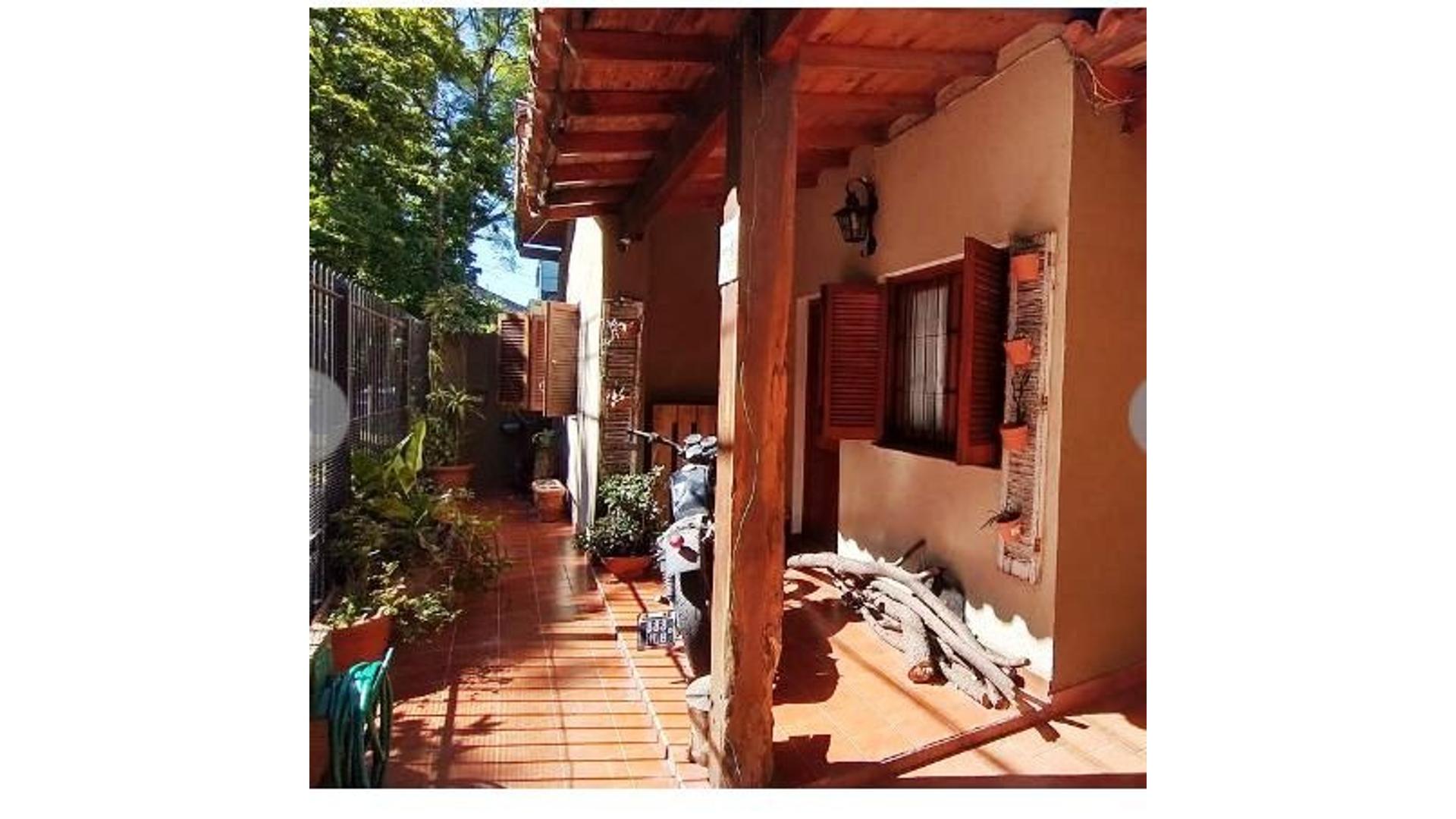 #5112408 | Venta | Casa | San Isidro (DIAZ OTERO)