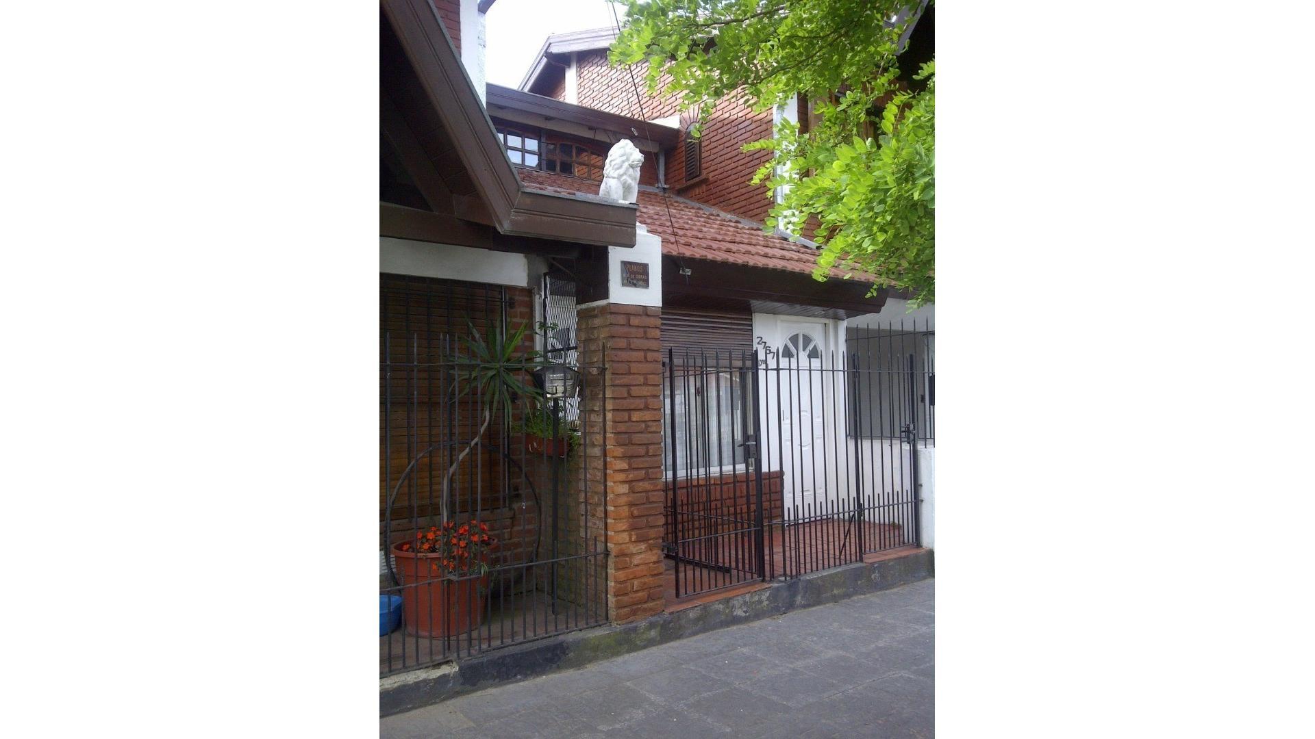 #5158799 | Alquiler | PH | Lomas De Zamora (Estudio Inmobiliario Di Paola)