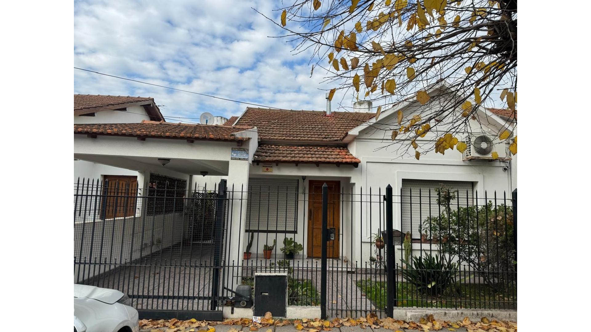 #5158884 | Venta | Casa | Almirante Brown (Sposito Inmobiliaria)