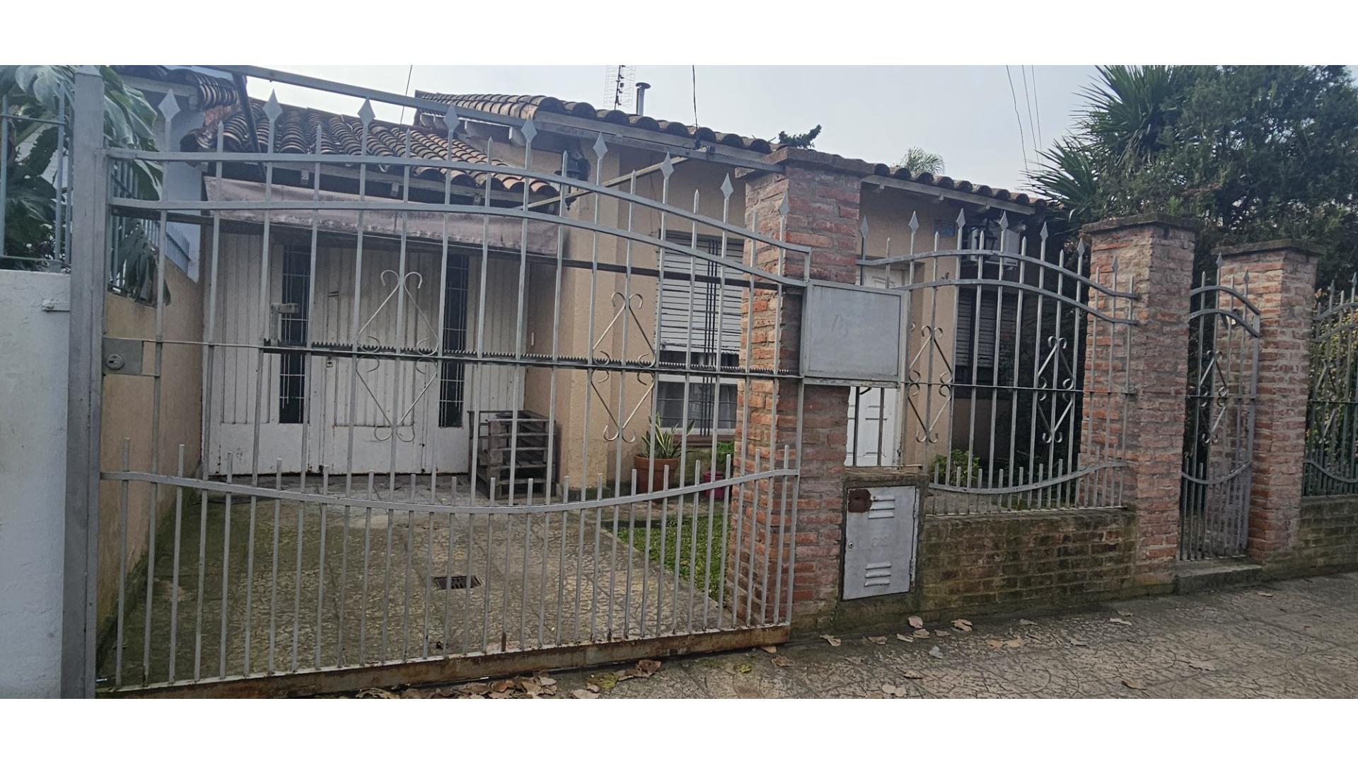 #5186822 | Venta | Casa | Ituzaingó (Maite Fernández Rivas Estudio Inmobiliario)