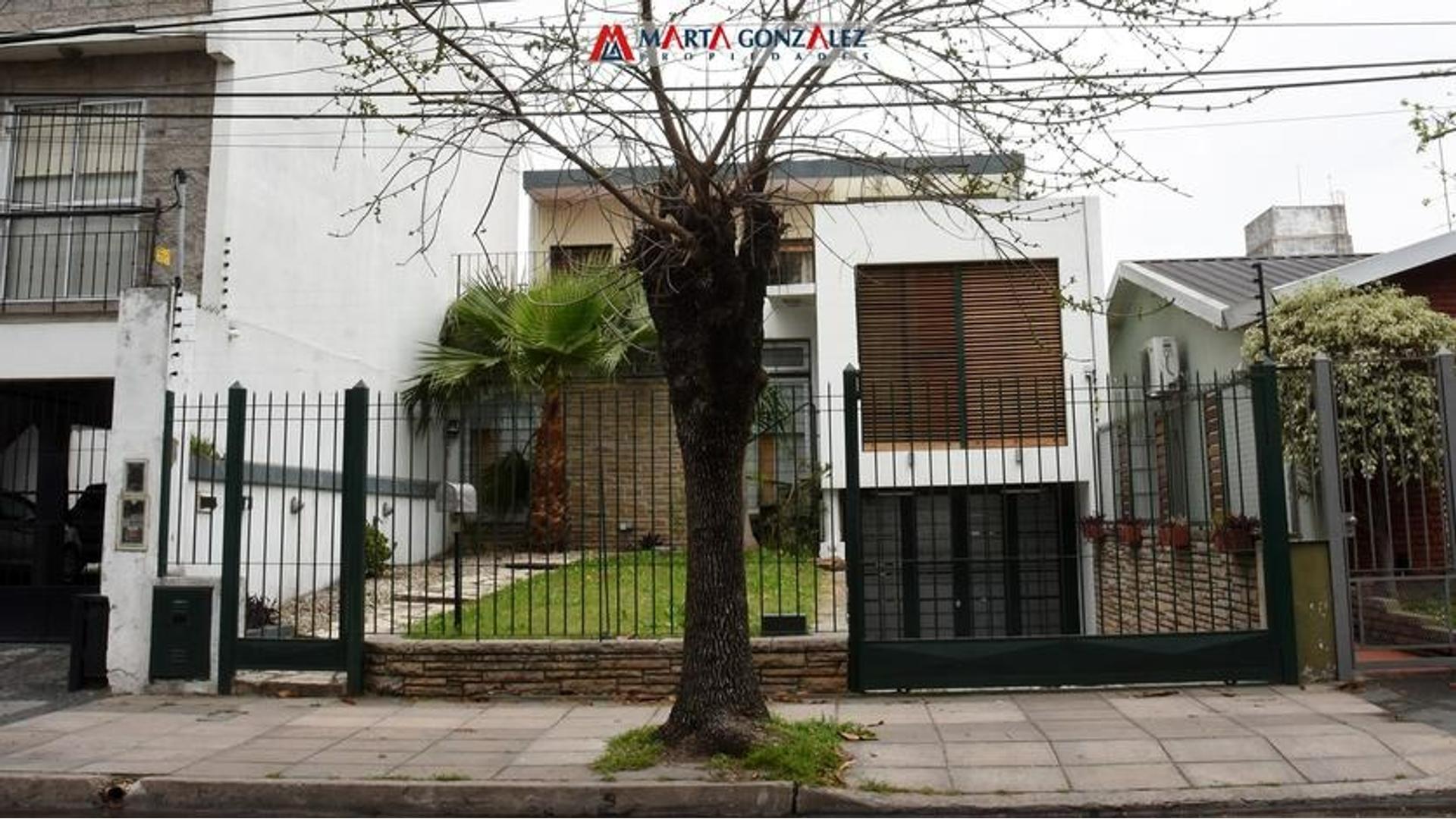 #4343991 | Venta | Casa | Moron (Marta Gonzalez Propiedades Suc. Norte)