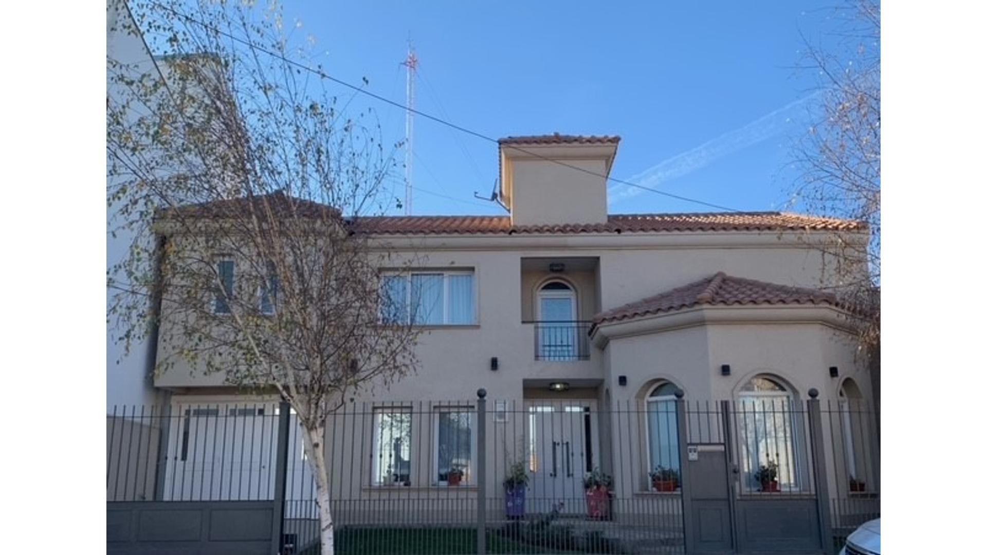 #5289123 | Venta | Casa | Centenario (Am- Mercado De Bienes Raices)