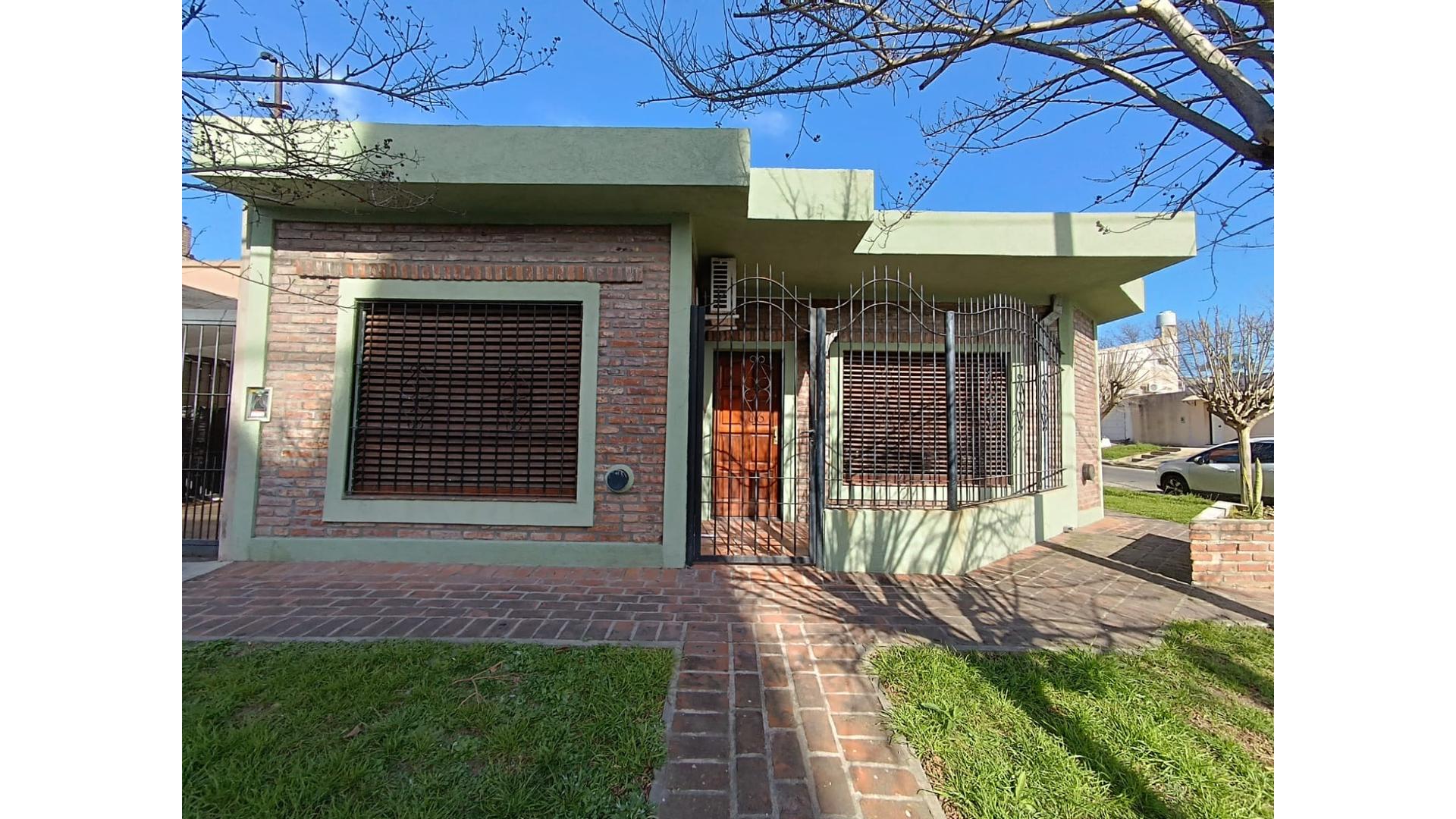 #5324972 | Venta | Casa | Campana (Liliana Zapata Operaciones Inmobiliarias)