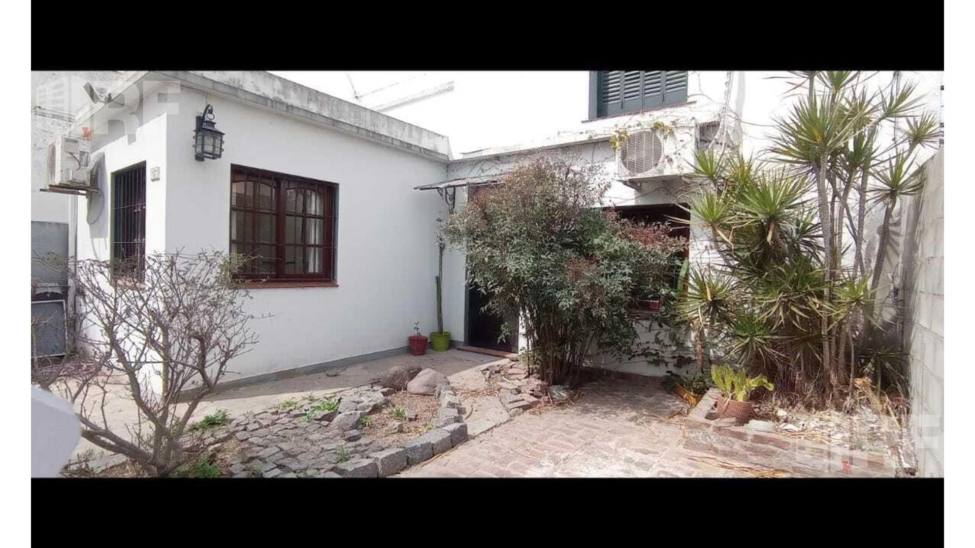 #5366360 | Venta | Casa | Quilmes (IRF Ignacio Radaelli Fernandez)