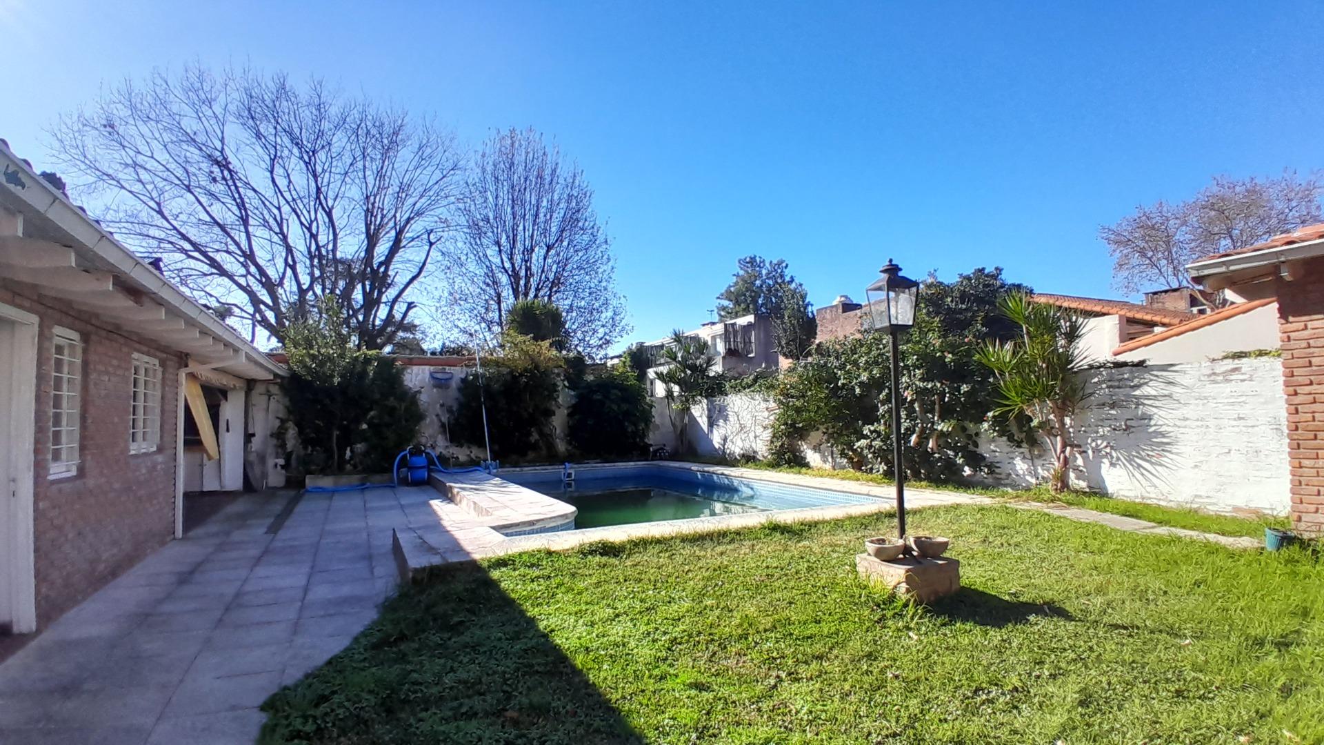 #5241769 | Sale | House | San Isidro (Adrian Puente Servicios Inmobiliarios)