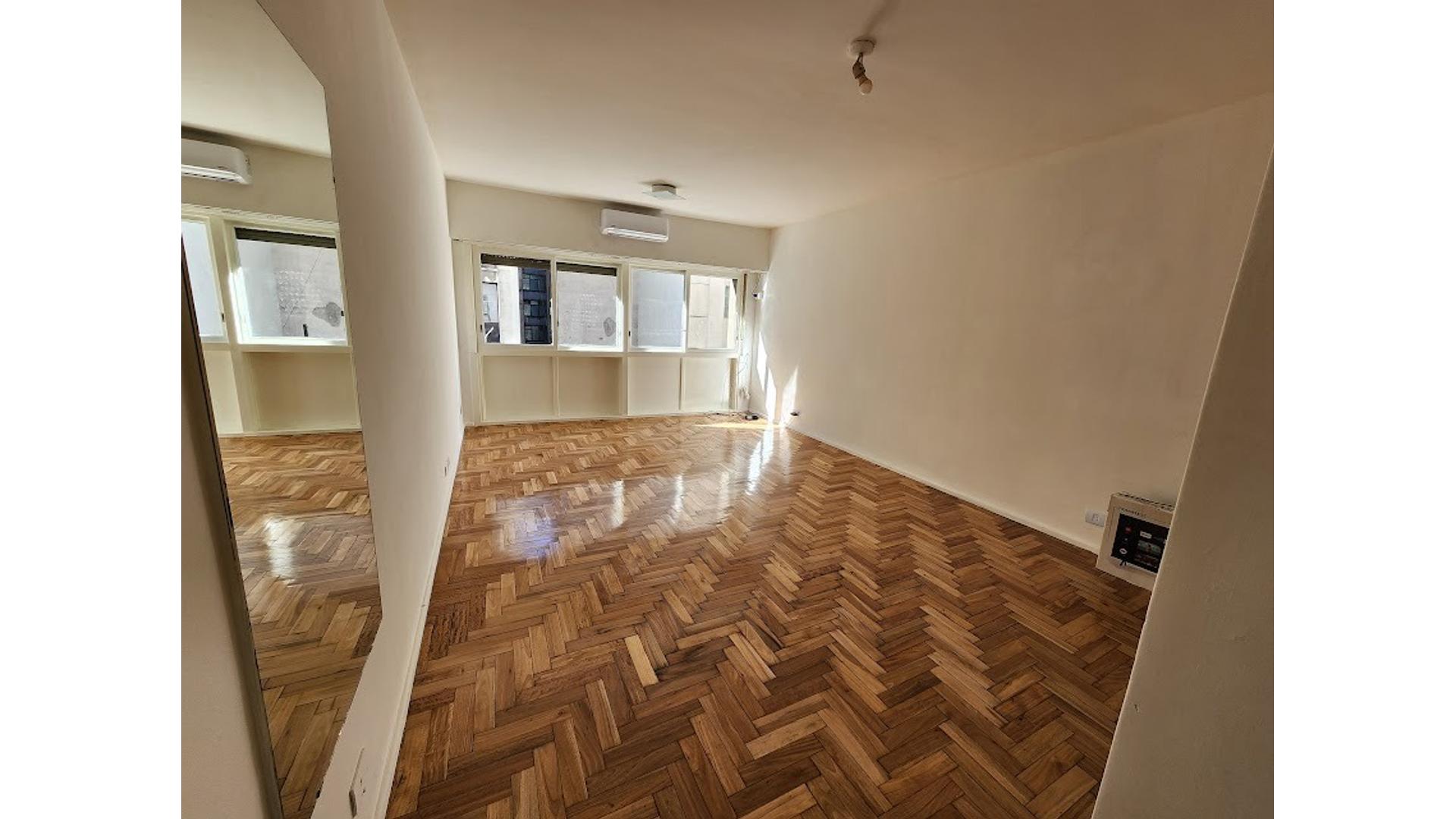 #5343468 | Venta | Departamento | San Nicolás (F. Bentancur  & Lj Aceto)