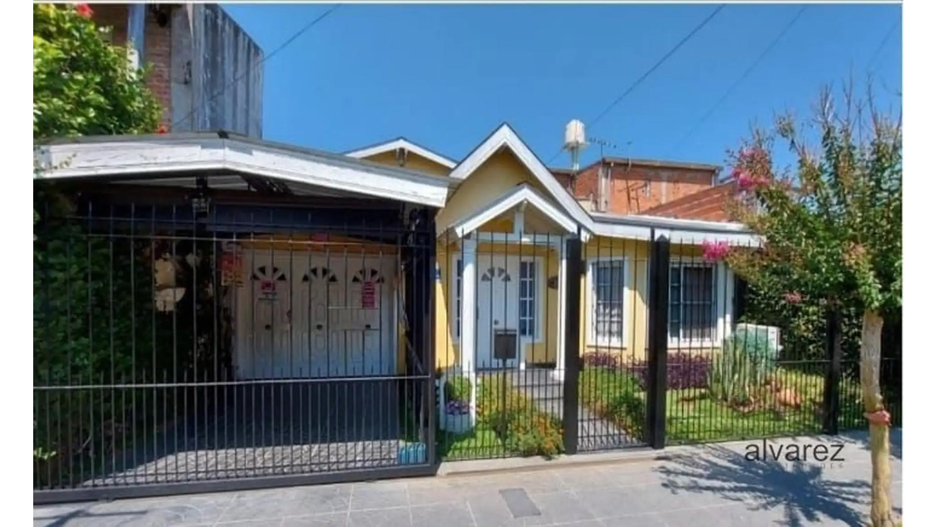 #5347012 | Venta | Casa | Moron (ALVAREZ PROPIEDADES (Sucursal))