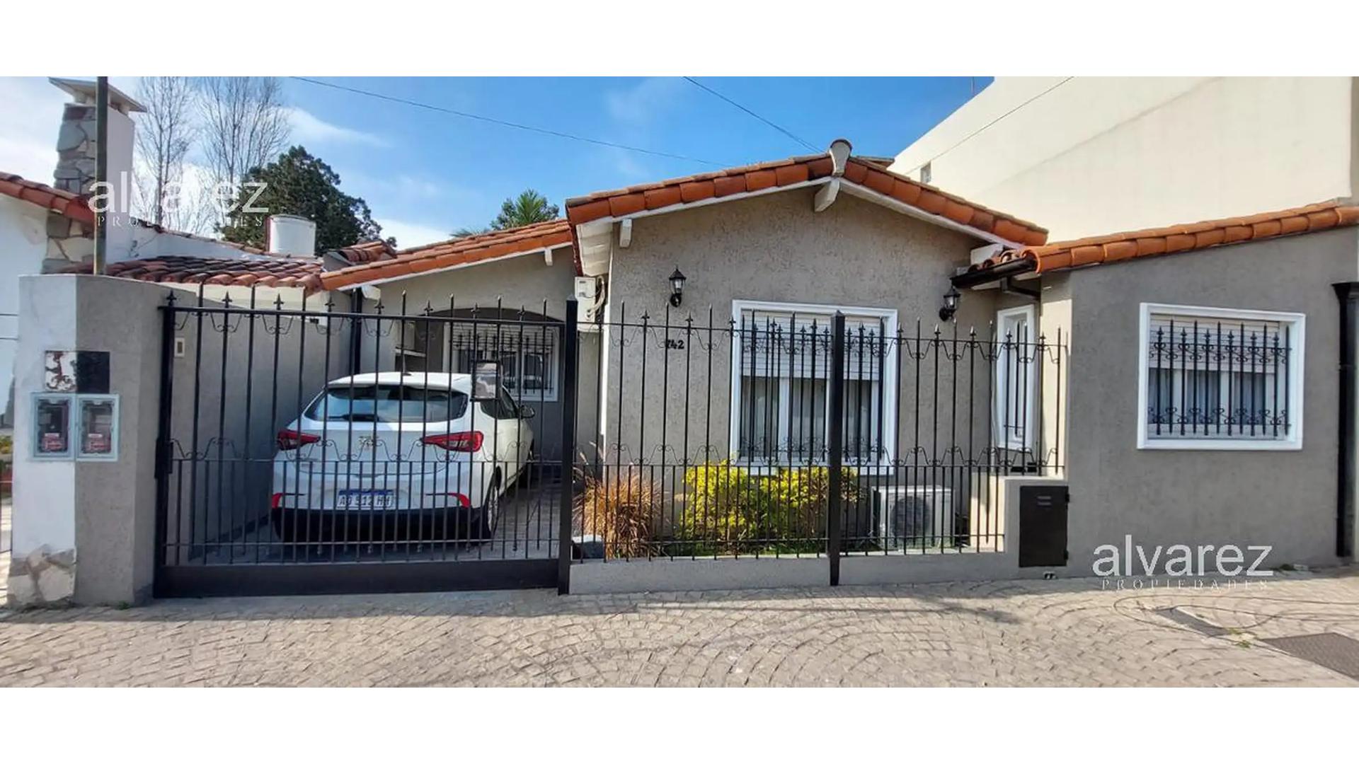 #5386933 | Venta | Casa | Moron (ALVAREZ PROPIEDADES (Sucursal))