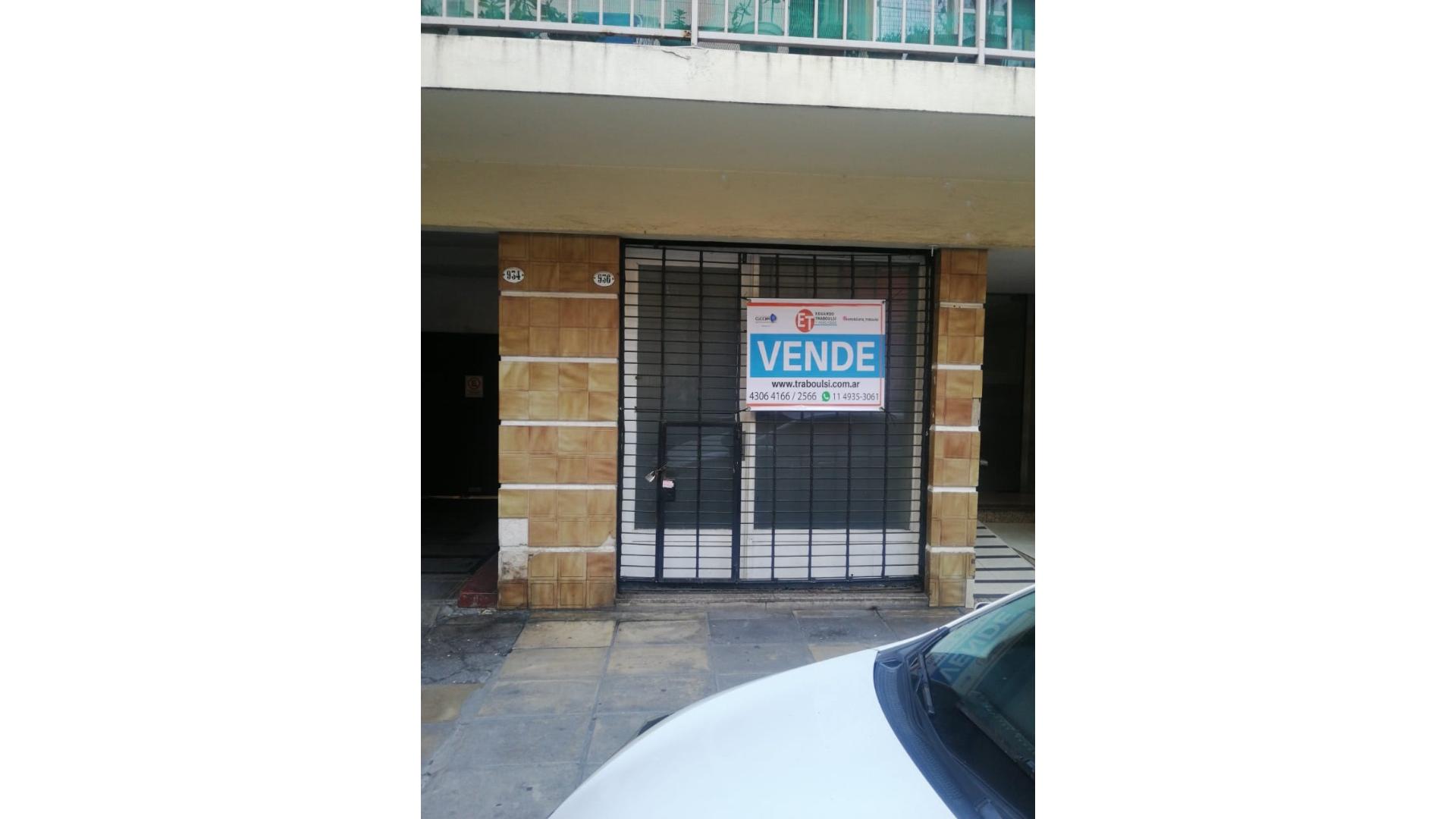 #1479565 | Venta | Local | Barracas (Eduardo Traboulsi Y Asociados)