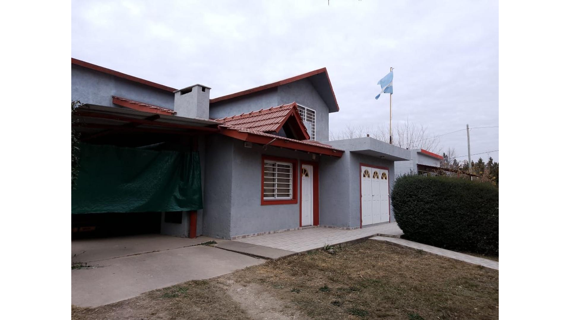 #5345862 | Venta | Casa | Tanti (Leone Estevo Inmobiliaria)