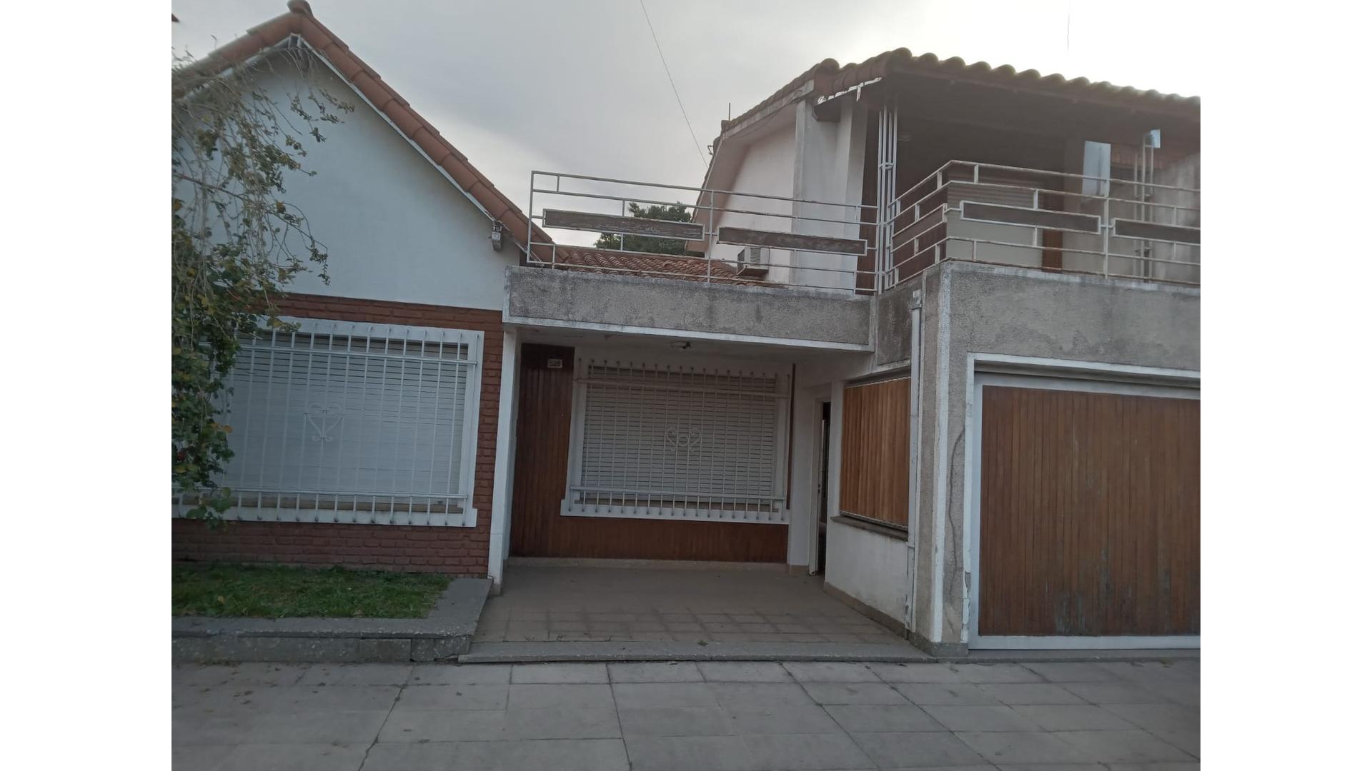 #5348341 | Venta | Casa | Moron (ARCE PROPIEDADES)