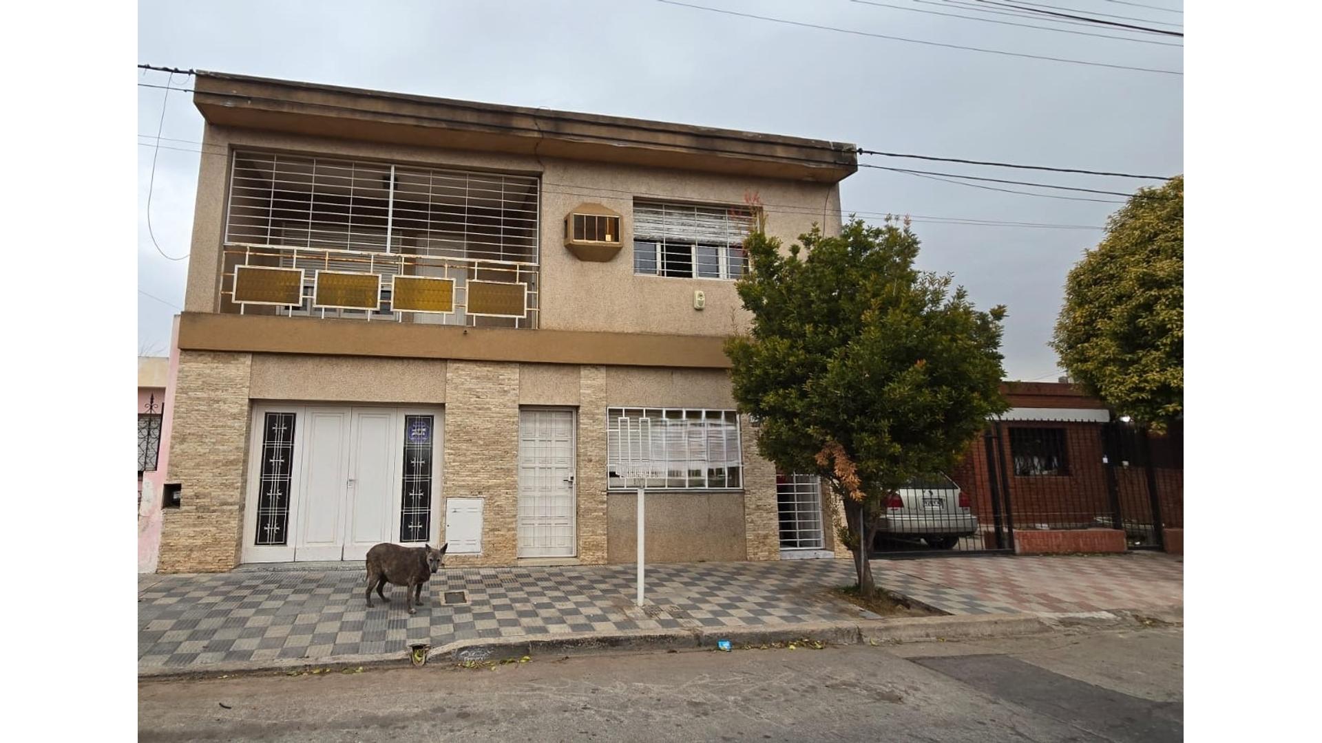 #5349105 | Venta | Casa | Cordoba (Castaños & De La Peña Negocios Inmobiliarios)