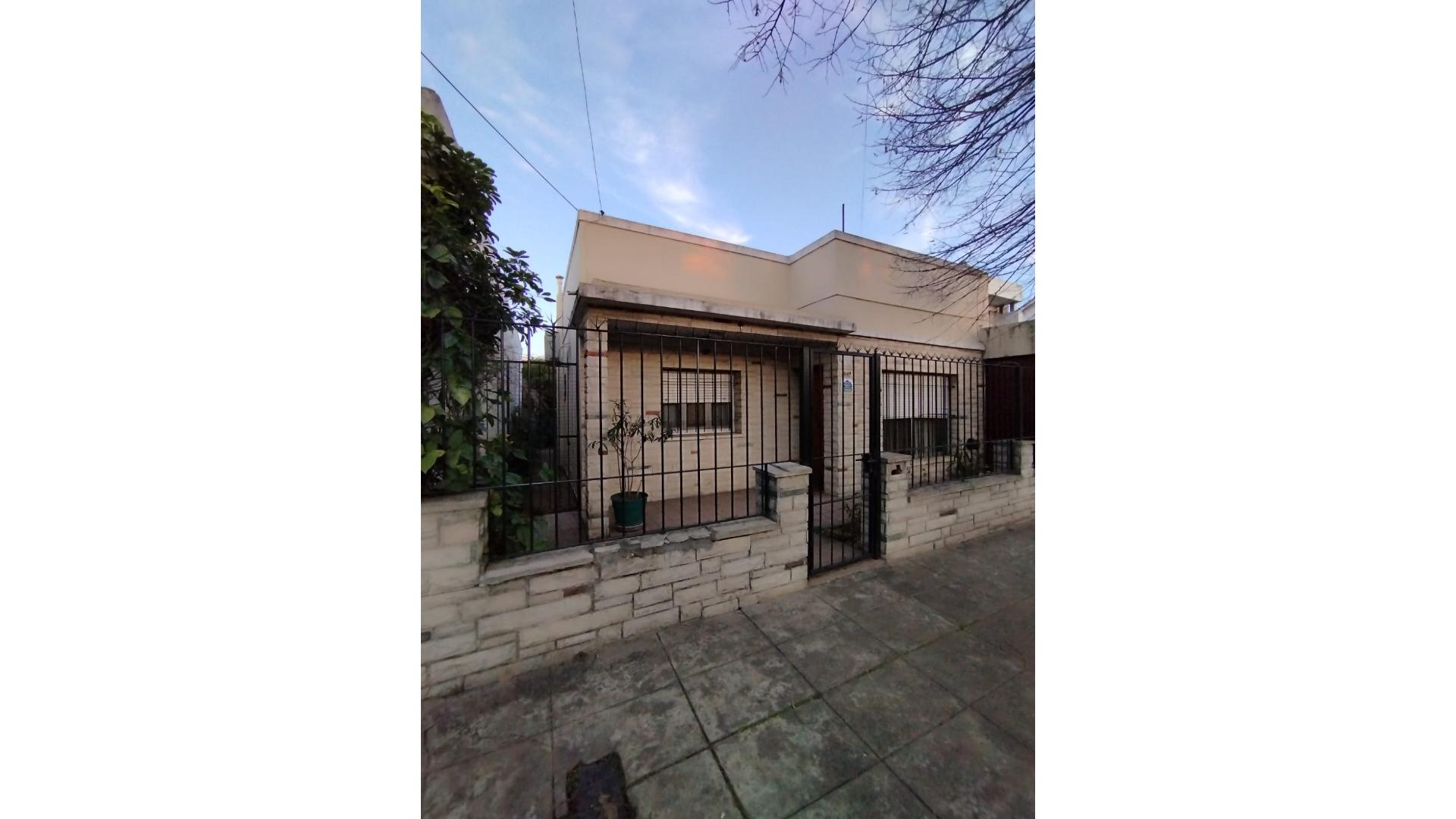 #5349822 | Venta | Casa | General San Martin (KEOPS PROPIEDADES)