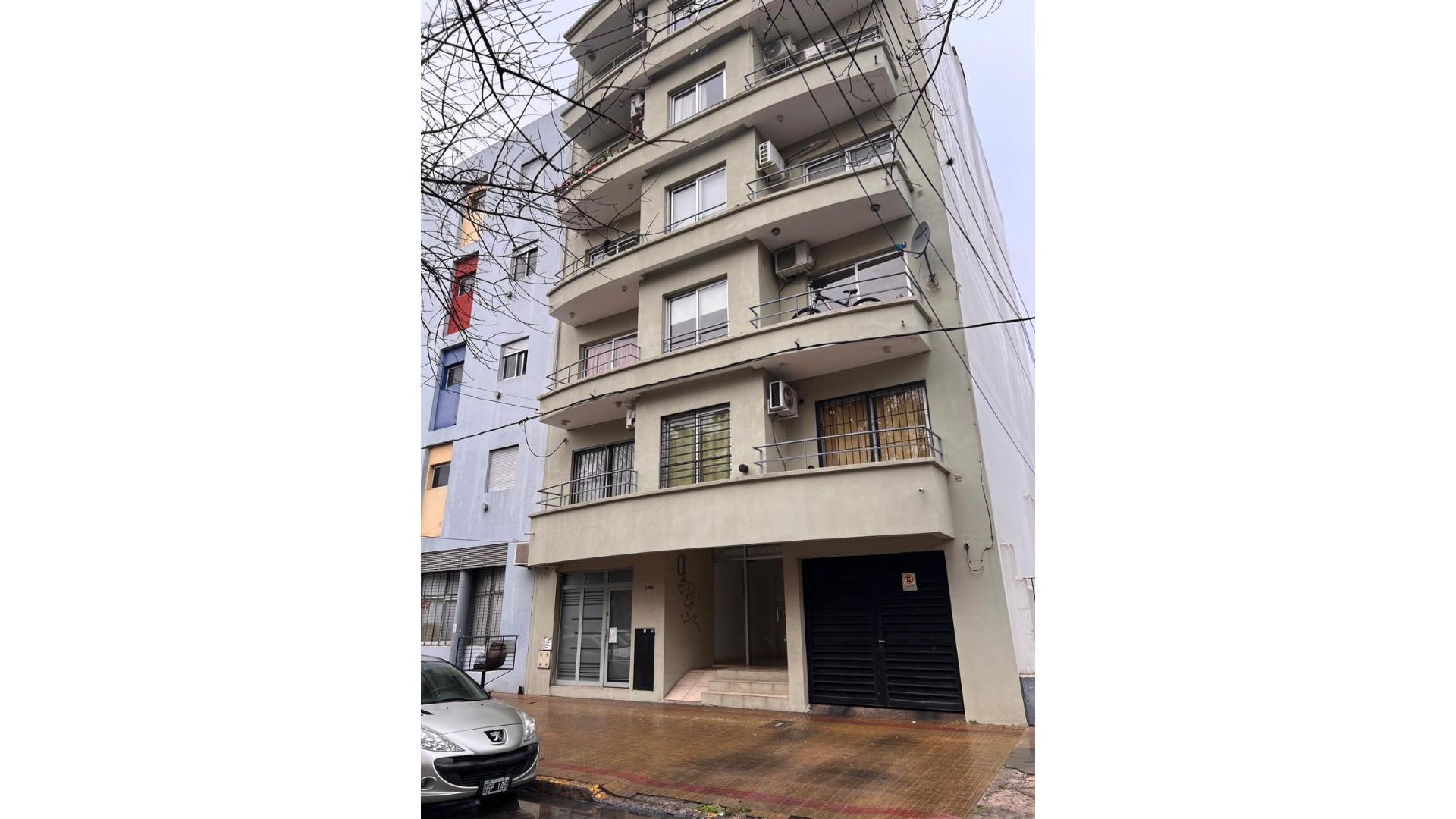 #5350201 | Venta | Cochera | La Plata (Blanco Bienes Raices)