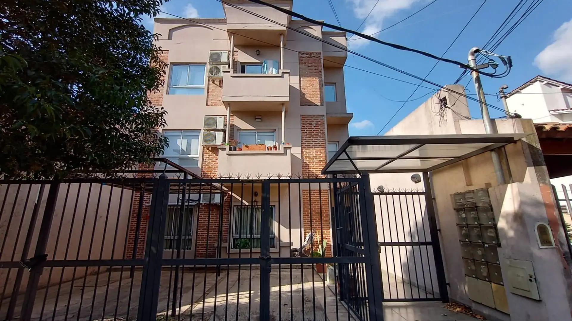 #5353170 | Venta | Departamento | Moron (ALVAREZ PROPIEDADES (Sucursal))