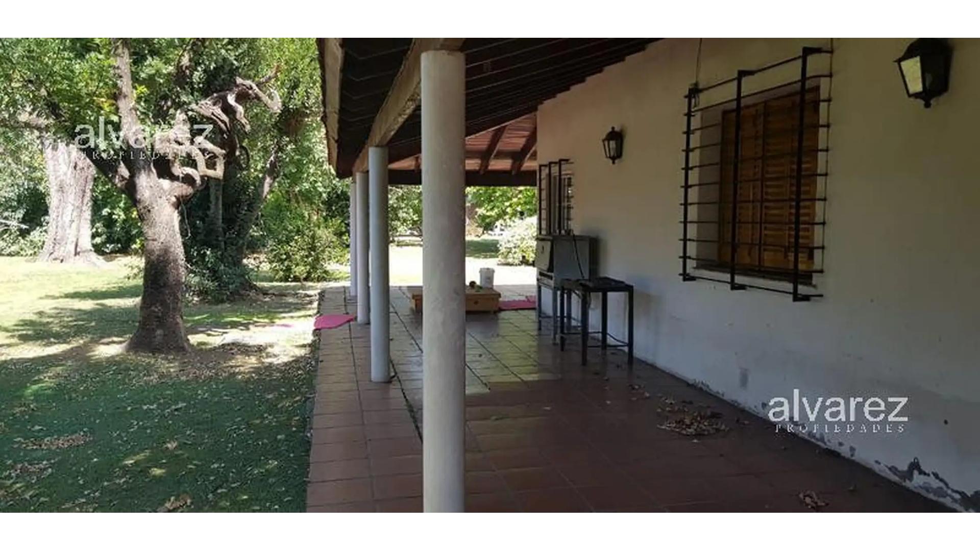 #5352306 | Sale | Country House | Moreno (ALVAREZ PROPIEDADES (Sucursal))