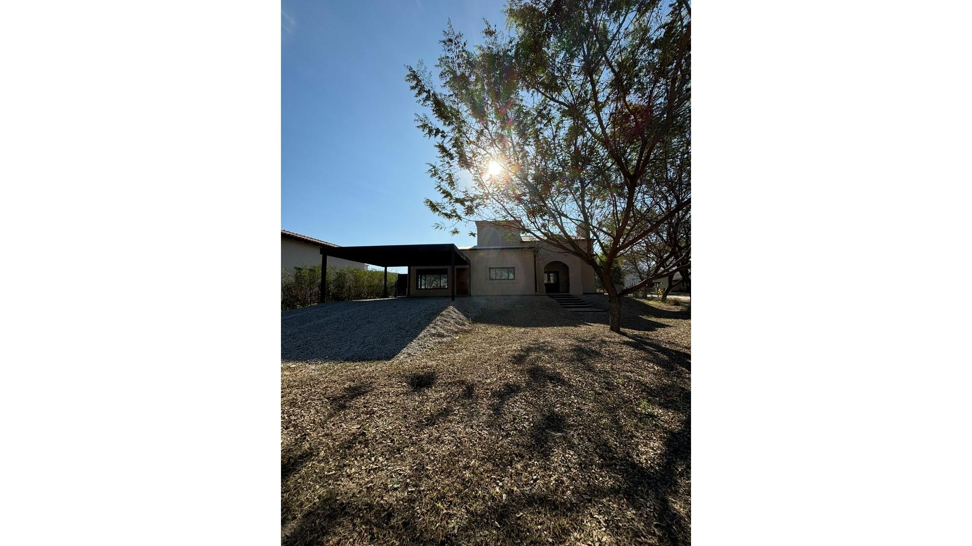 #5350845 | Sale | House | Villa San Lorenzo (Lucio Lopez Fleming)