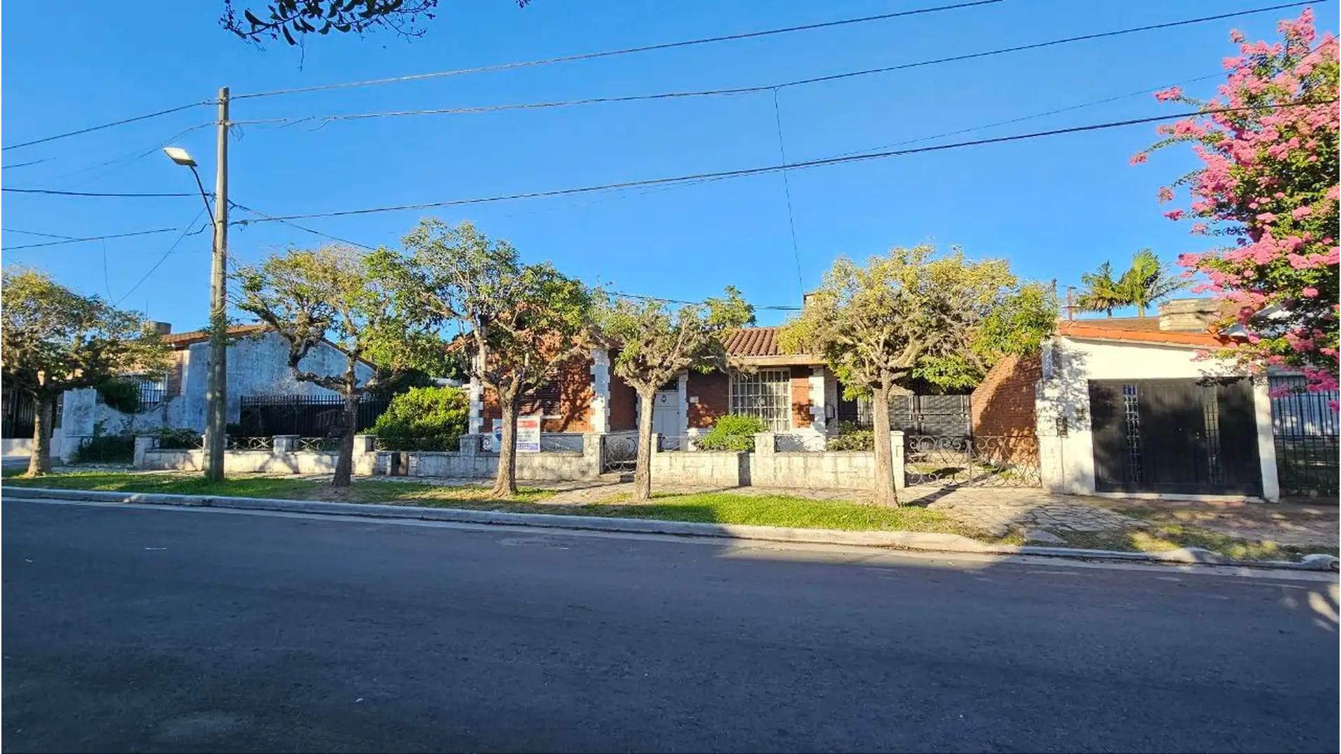 #5354106 | Venta | Casa | Ituzaingó (ALVAREZ PROPIEDADES (Sucursal))