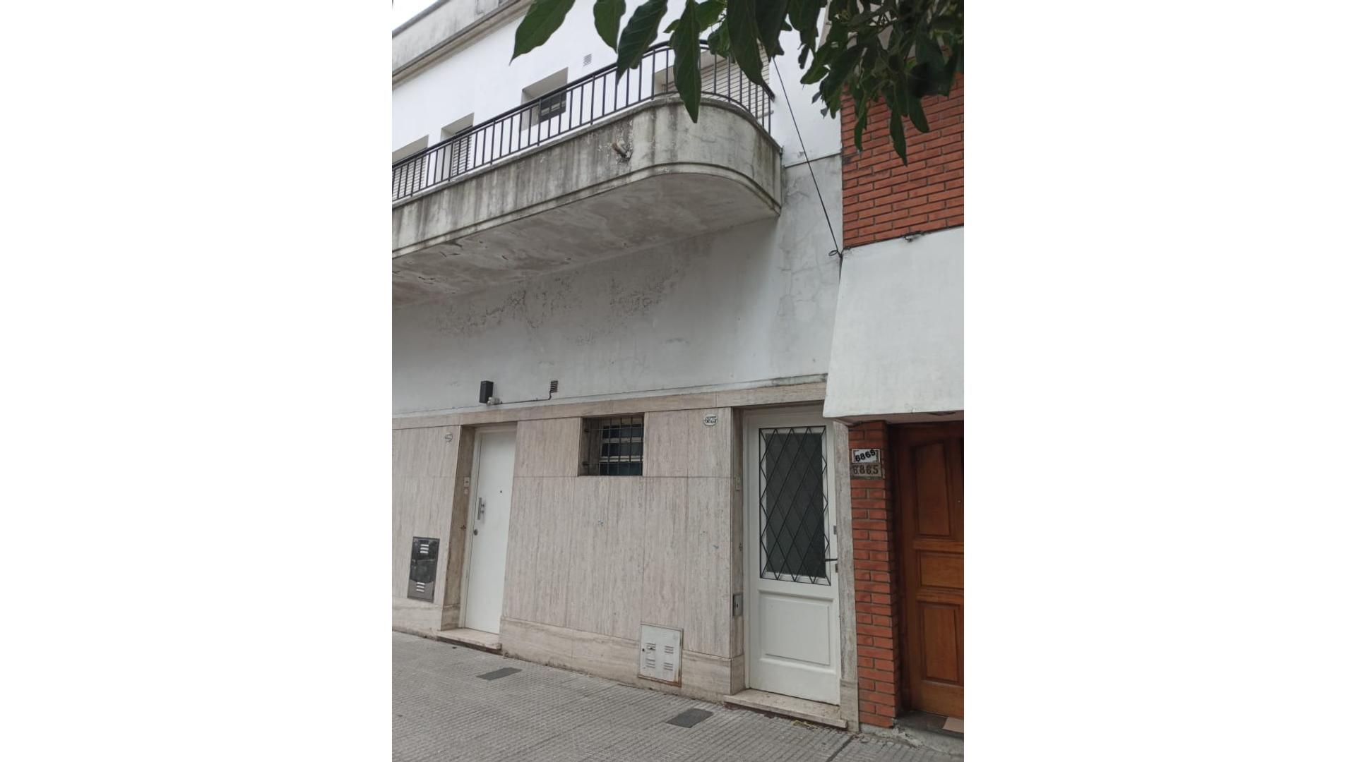 #5355363 | Alquiler | PH | Liniers (Del Plata Inmobiliaria)