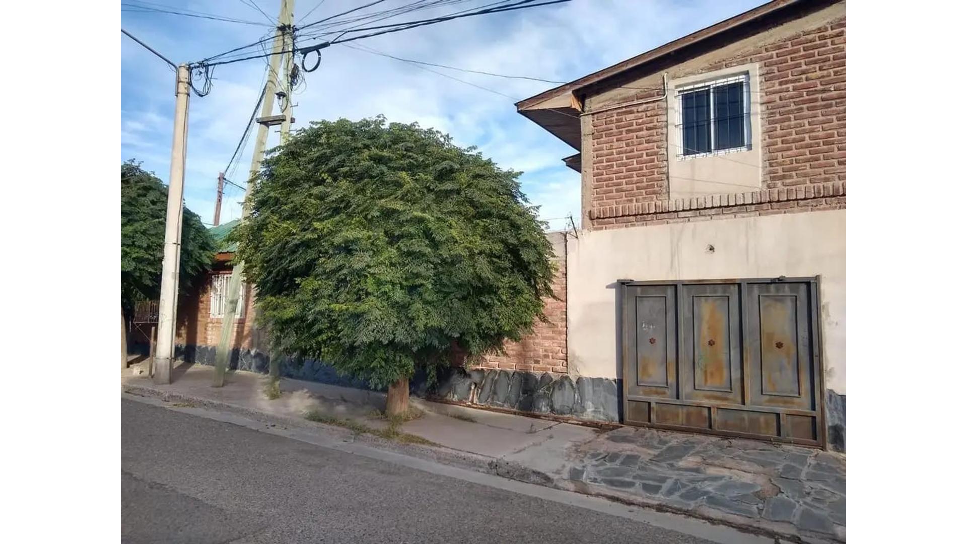 #5355992 | Alquiler | Casa | Neuquen (Beatriz Vergara Servicios Inmobiliarios)