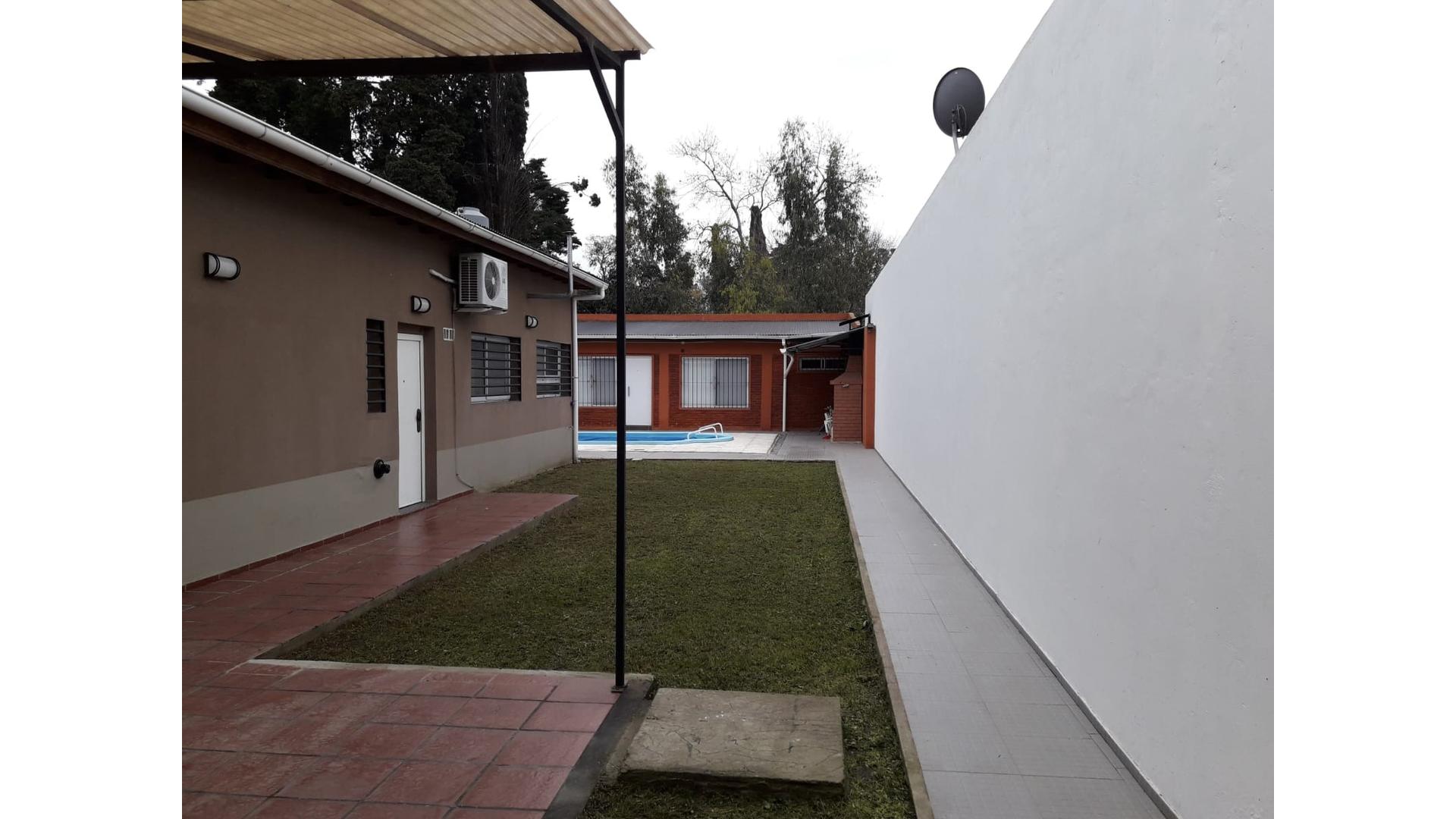 #5356864 | Venta | Casa Quinta | Berazategui (Monteseirin Propiedades)