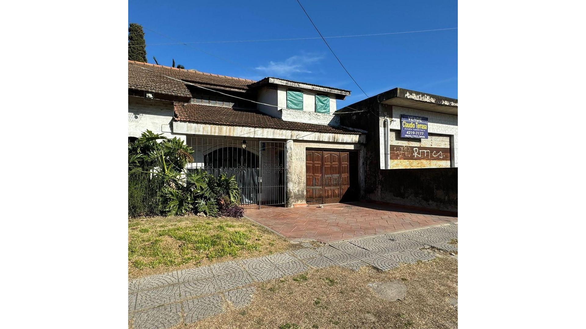 #5361334 | Venta | Casa | Almirante Brown (Claudio Terrasa Estudio Inmobiliario)