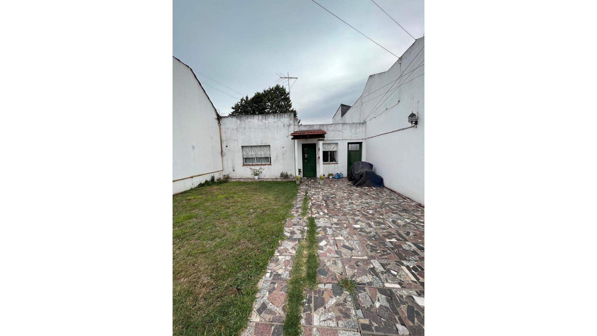 #5361317 | Sale | House | Almirante Brown (Claudio Terrasa Estudio Inmobiliario)