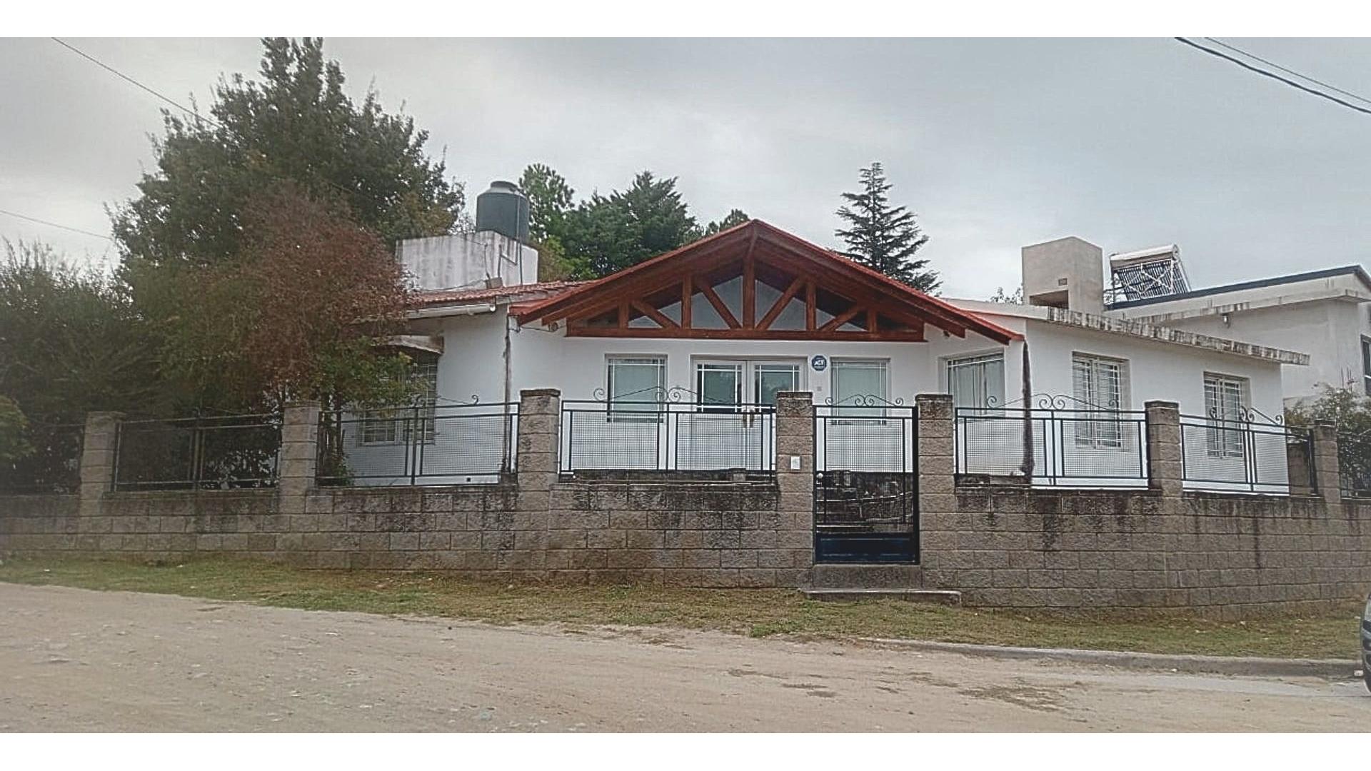 #5360564 | Venta | Casa | Villa Carlos Paz (Grupo Banker)