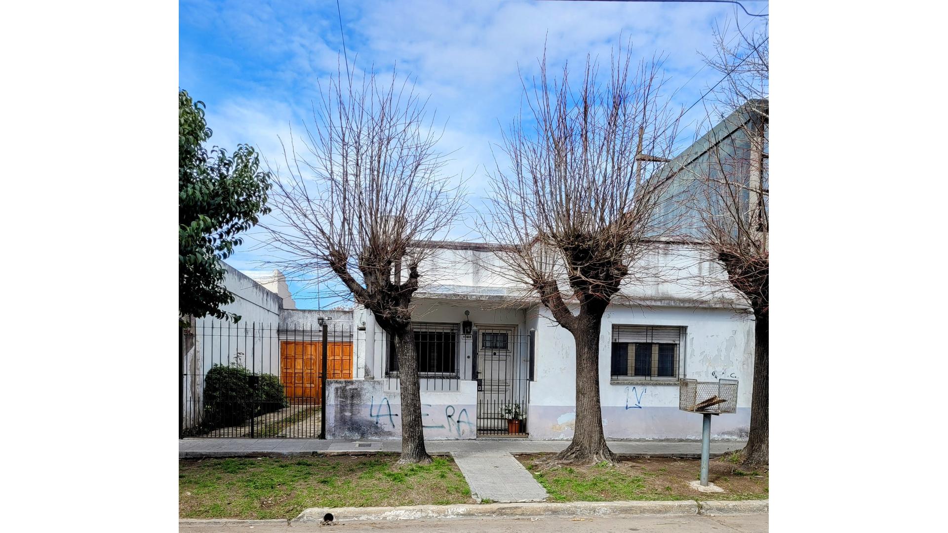 #5365295 | Sale | House | Quilmes Oeste (Clayton Pearse Servicios Inmobiliarios)