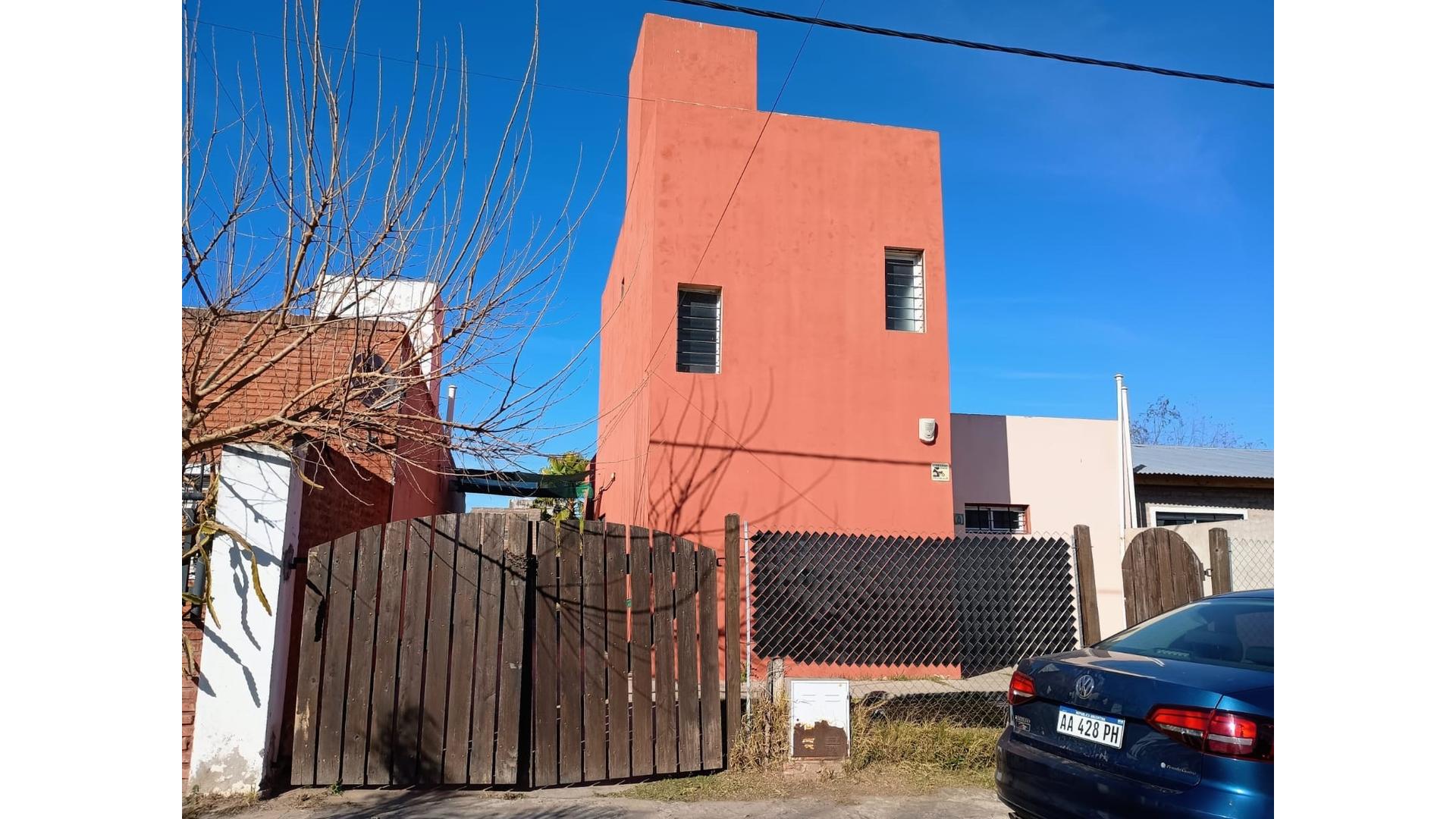 #5366052 | Venta | Casa | Rosario (Ragusa Inmobiliaria)