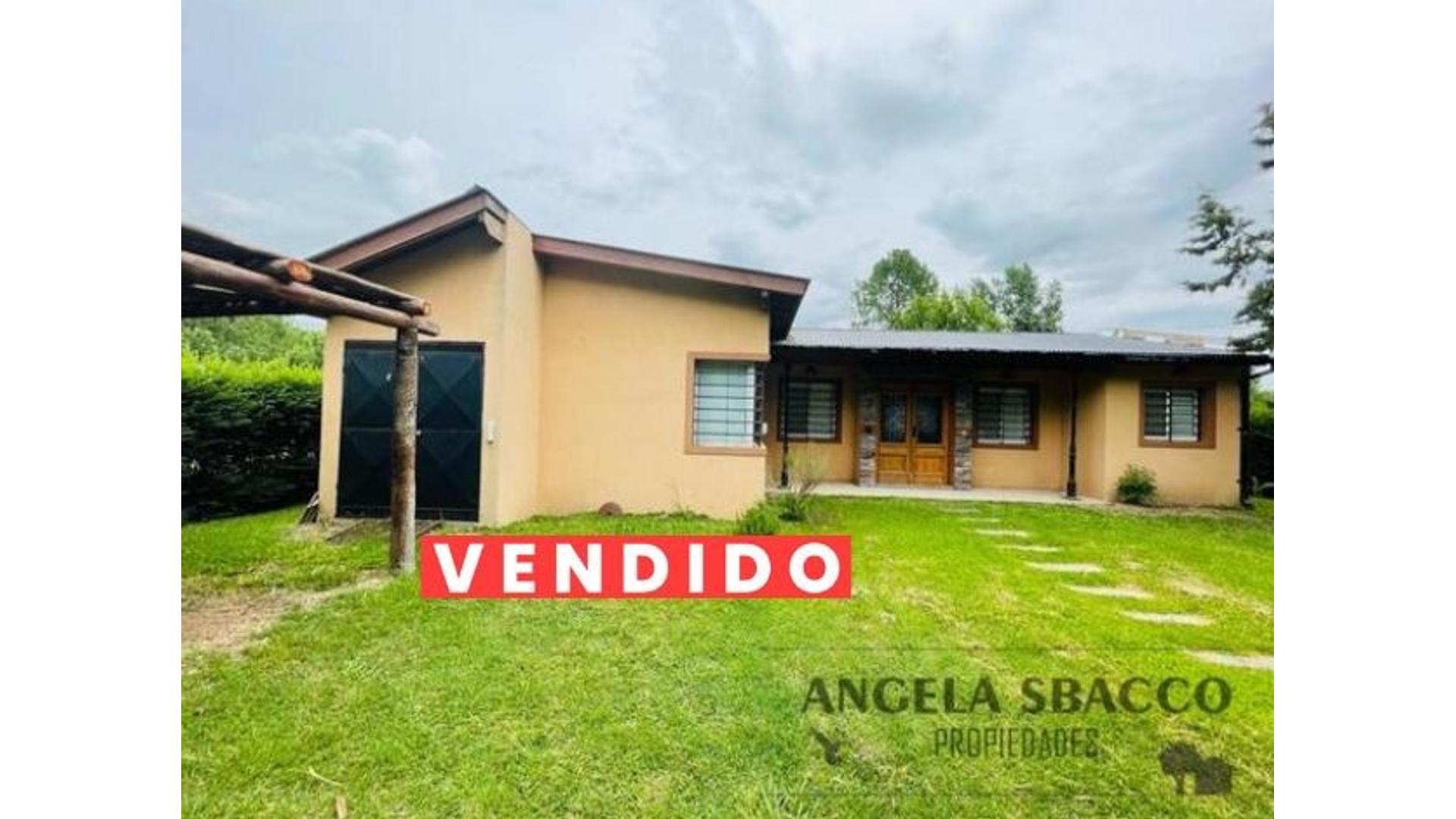 #4826733 | Venta | Casa Quinta | Exaltacion De La Cruz (Angela Sbacco)