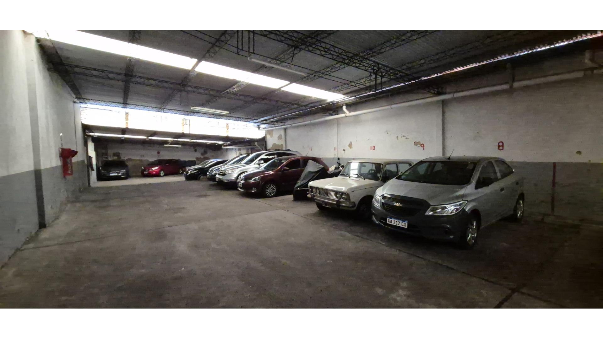 #5367598 | Sale | Garage | San Cristobal (Le Brique)