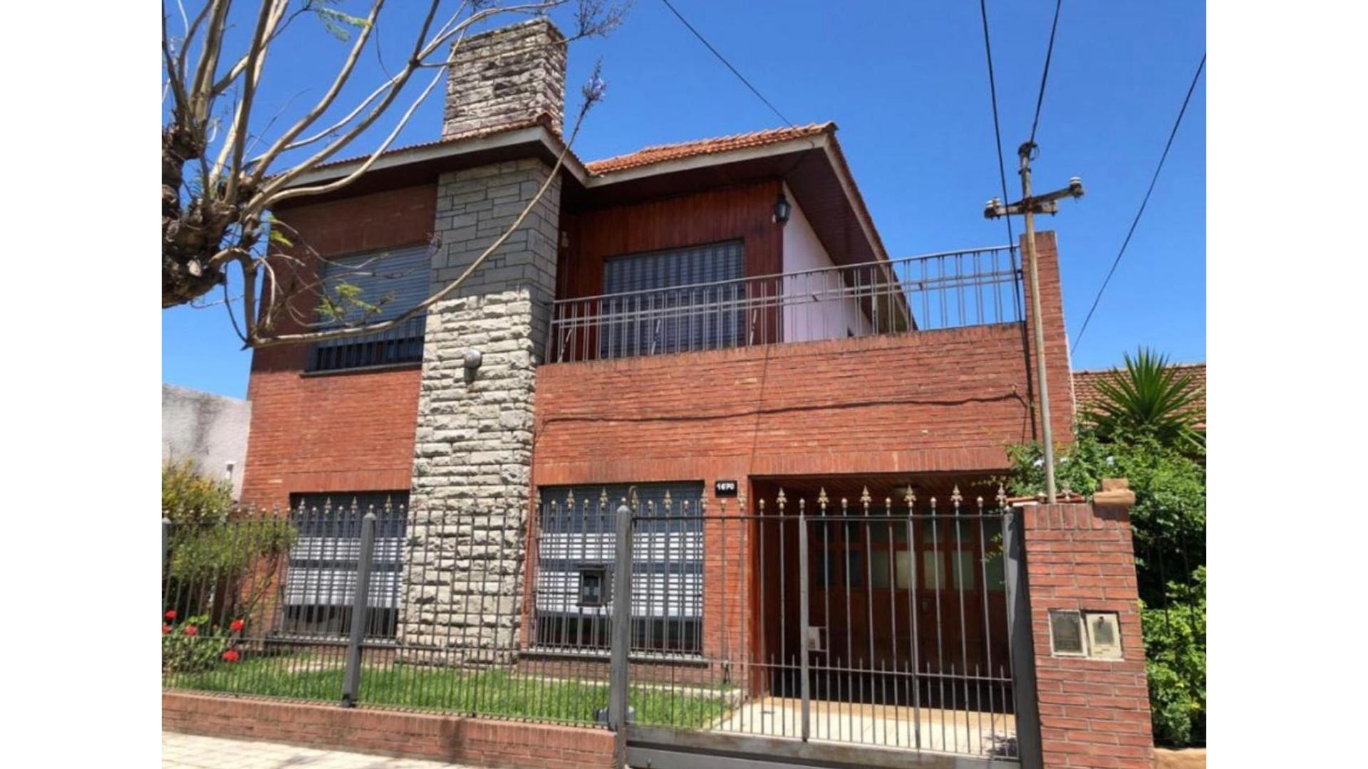 #5368427 | Venta | Casa | Almirante Brown (Claudio Terrasa Estudio Inmobiliario)