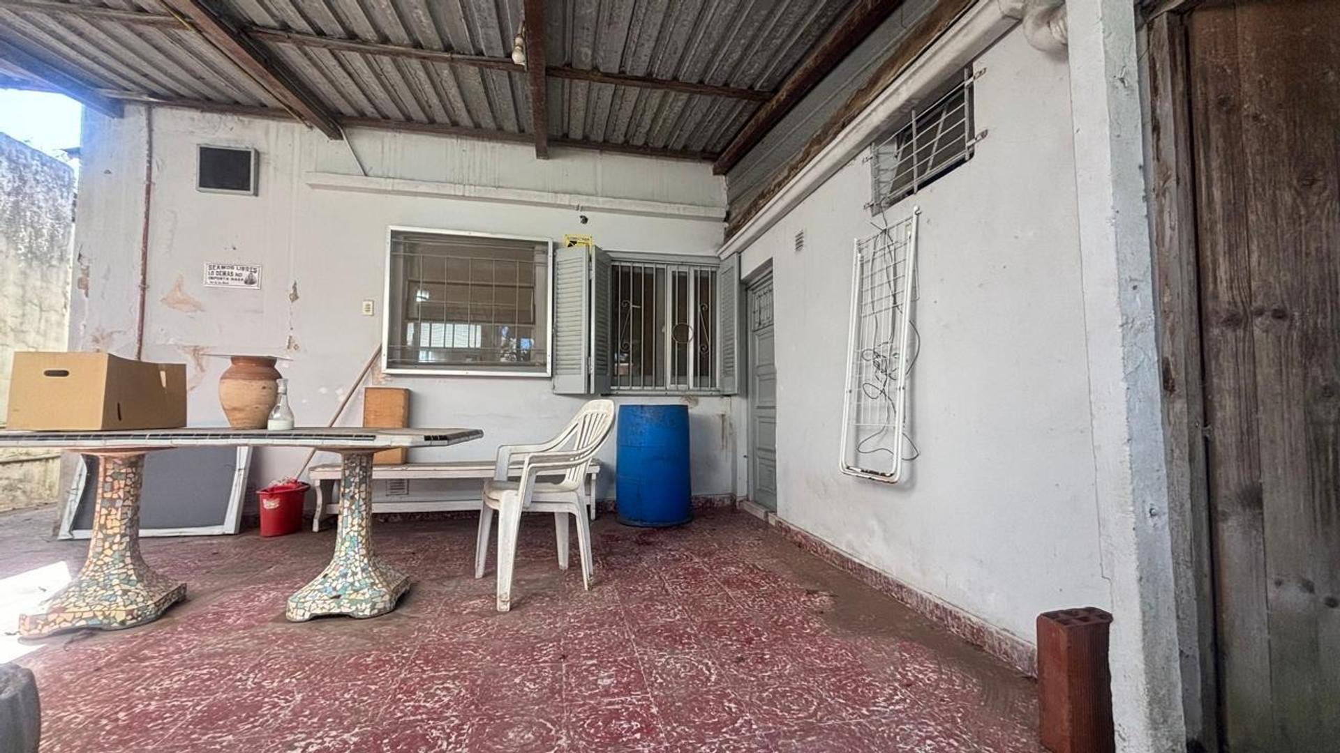 #5369201 | Venta | Casa | Berazategui (Riveiro Negocios inmobiliarios)