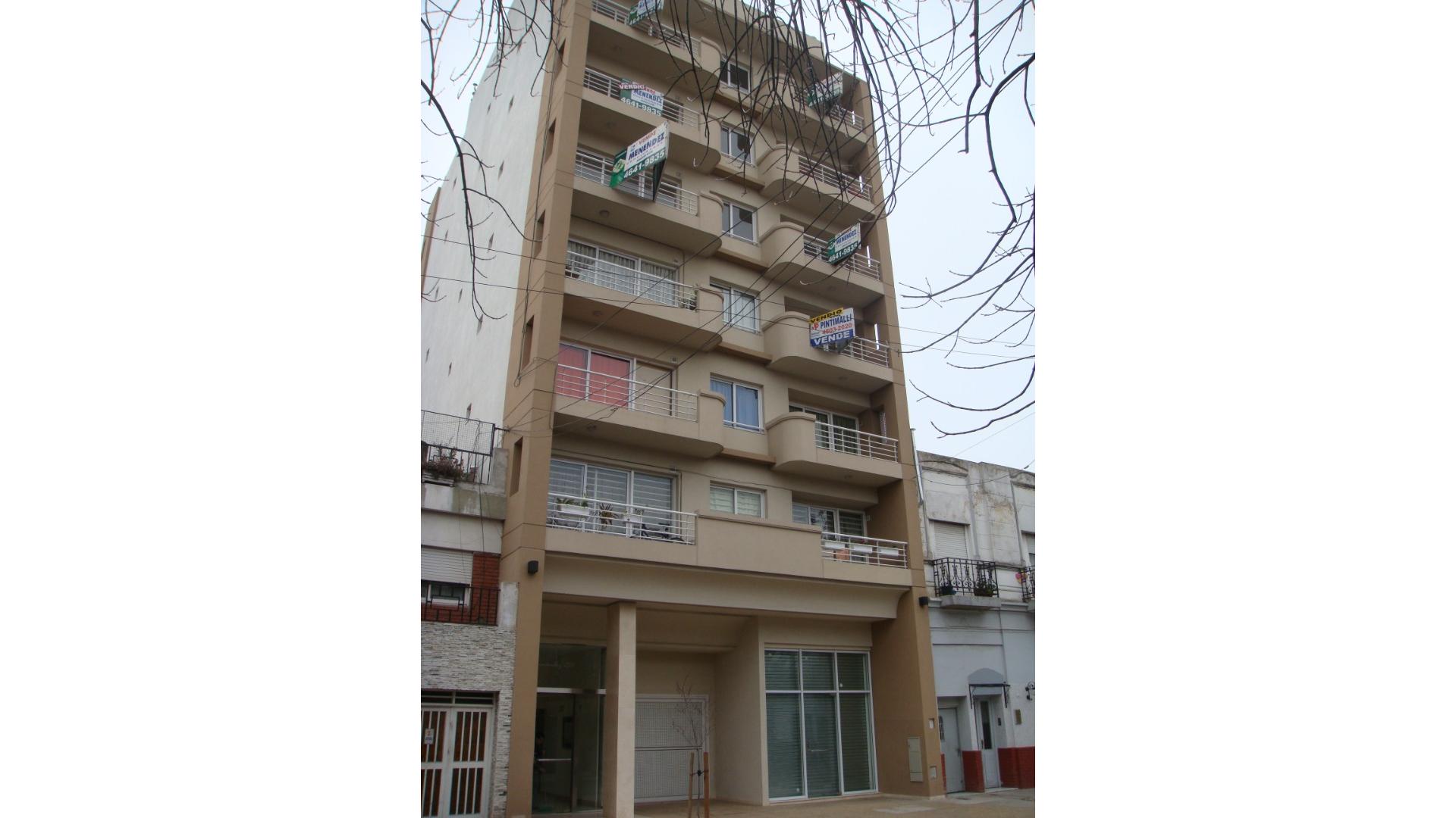 #5369424 | Alquiler | Departamento | Floresta (Gangitano Inmobiliaria)