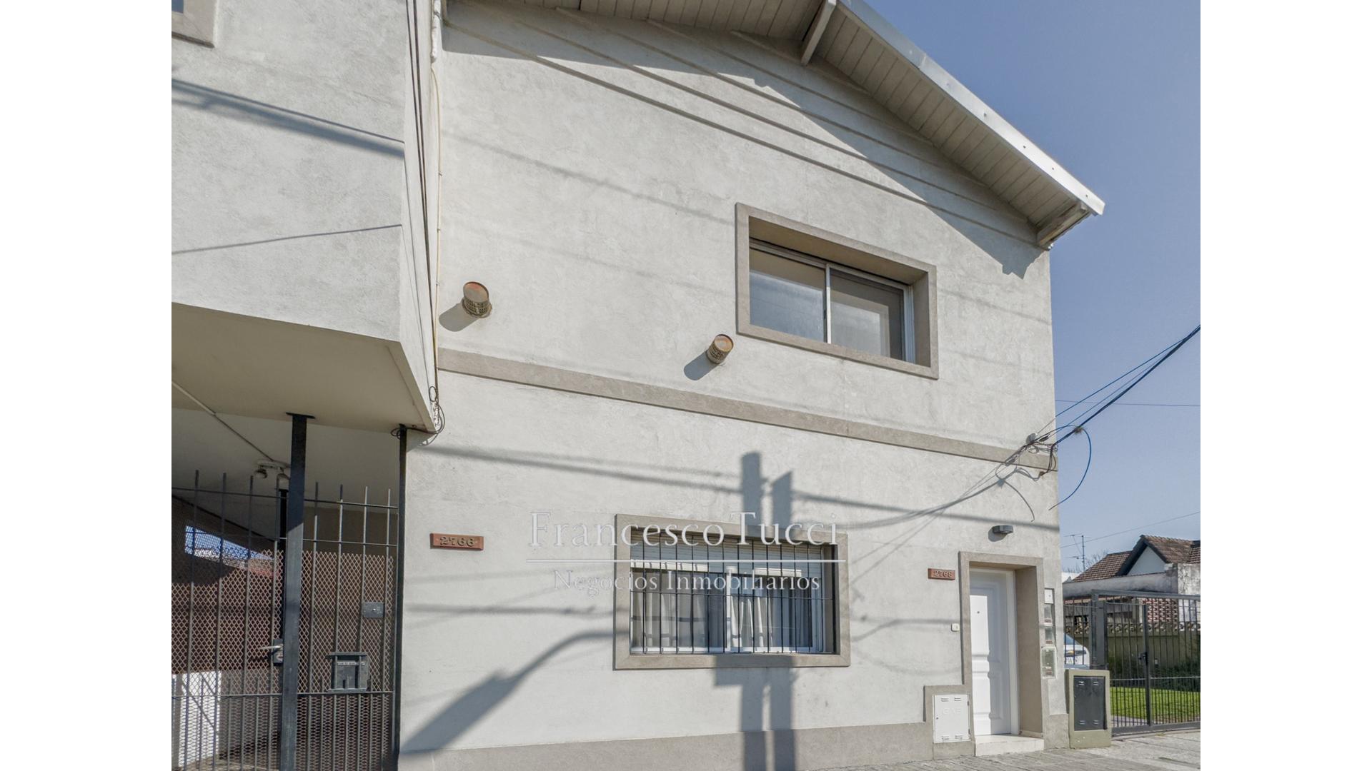 #5377140 | Venta | Casa | Moron (Francesco Tucci Negocios Inmobiliarios)