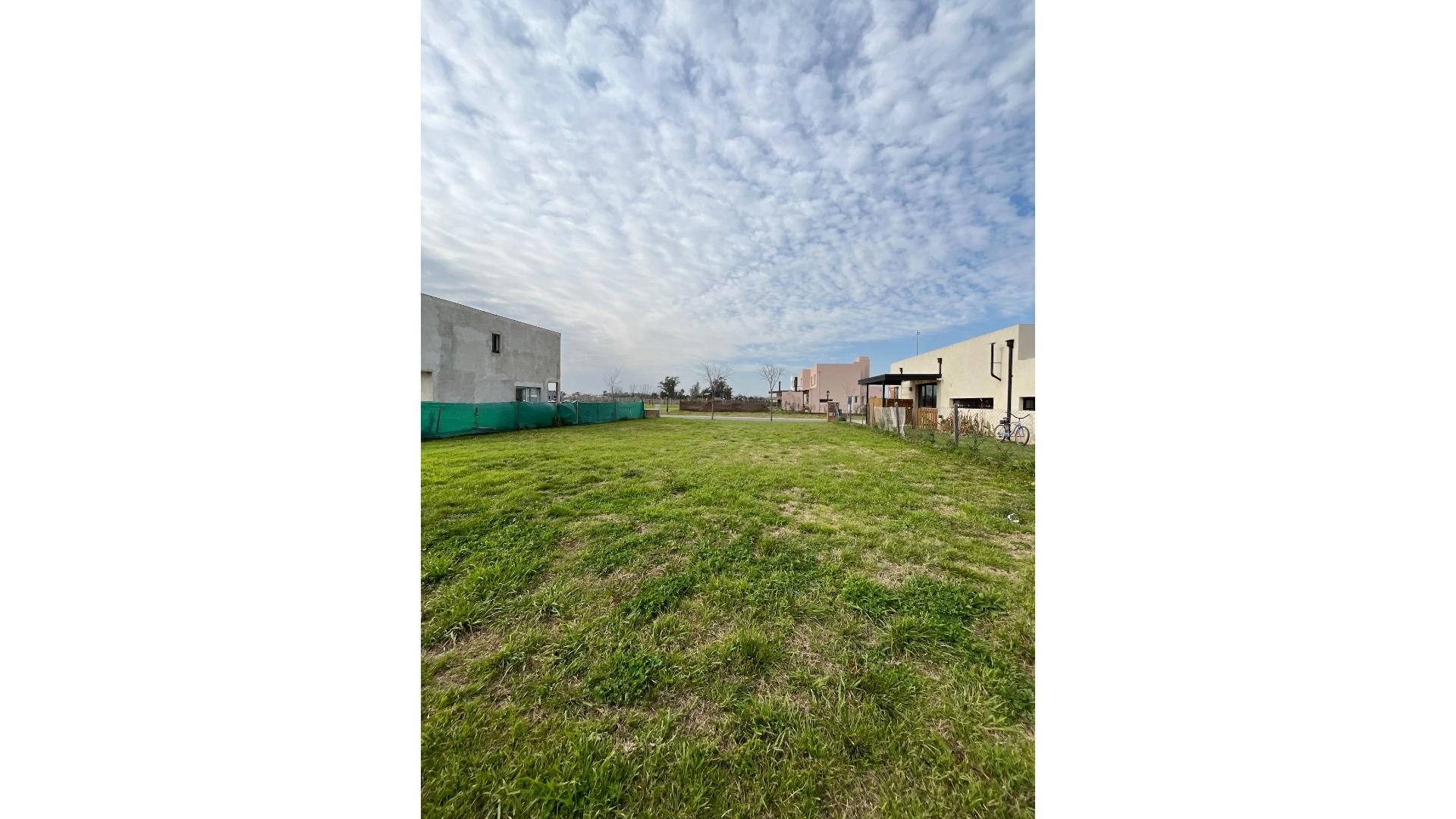 #5365403 | Venta | Lote | Pilar (Vinelli Inmobiliaria)