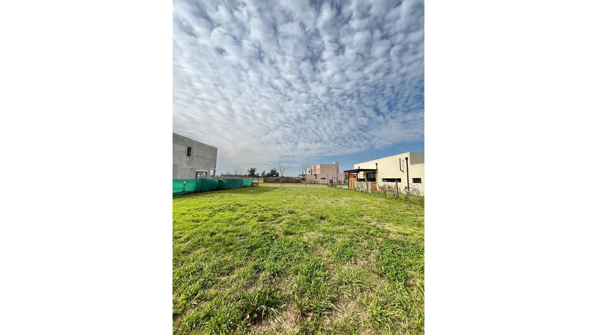 #5365403 | Venta | Lote | Pilar (Vinelli Inmobiliaria)