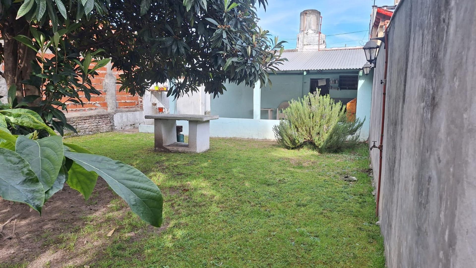 #2229824 | Venta | Casa | Lomas De Zamora (TRUJILLO PROPIEDADES)