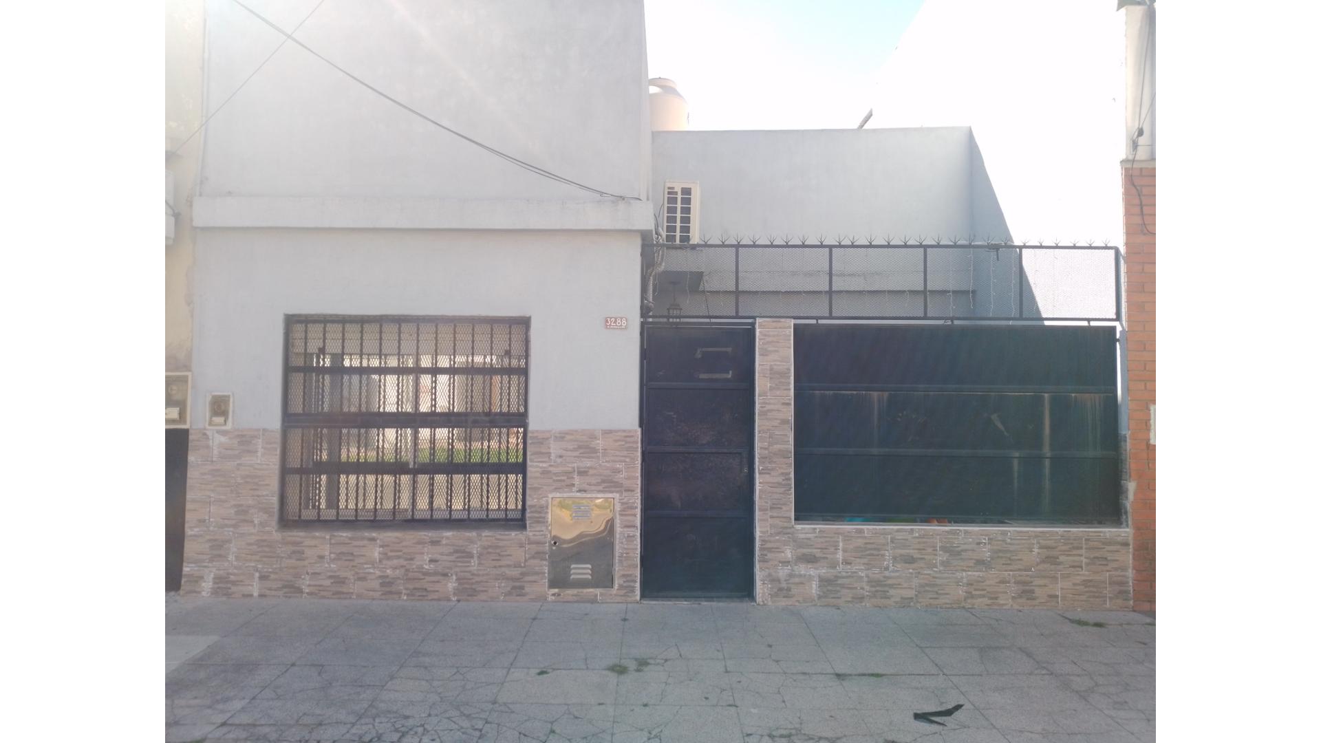 #5376910 | Venta | Casa | Colonia Tres De Febrero (Gabriel Waisgold Propiedades)