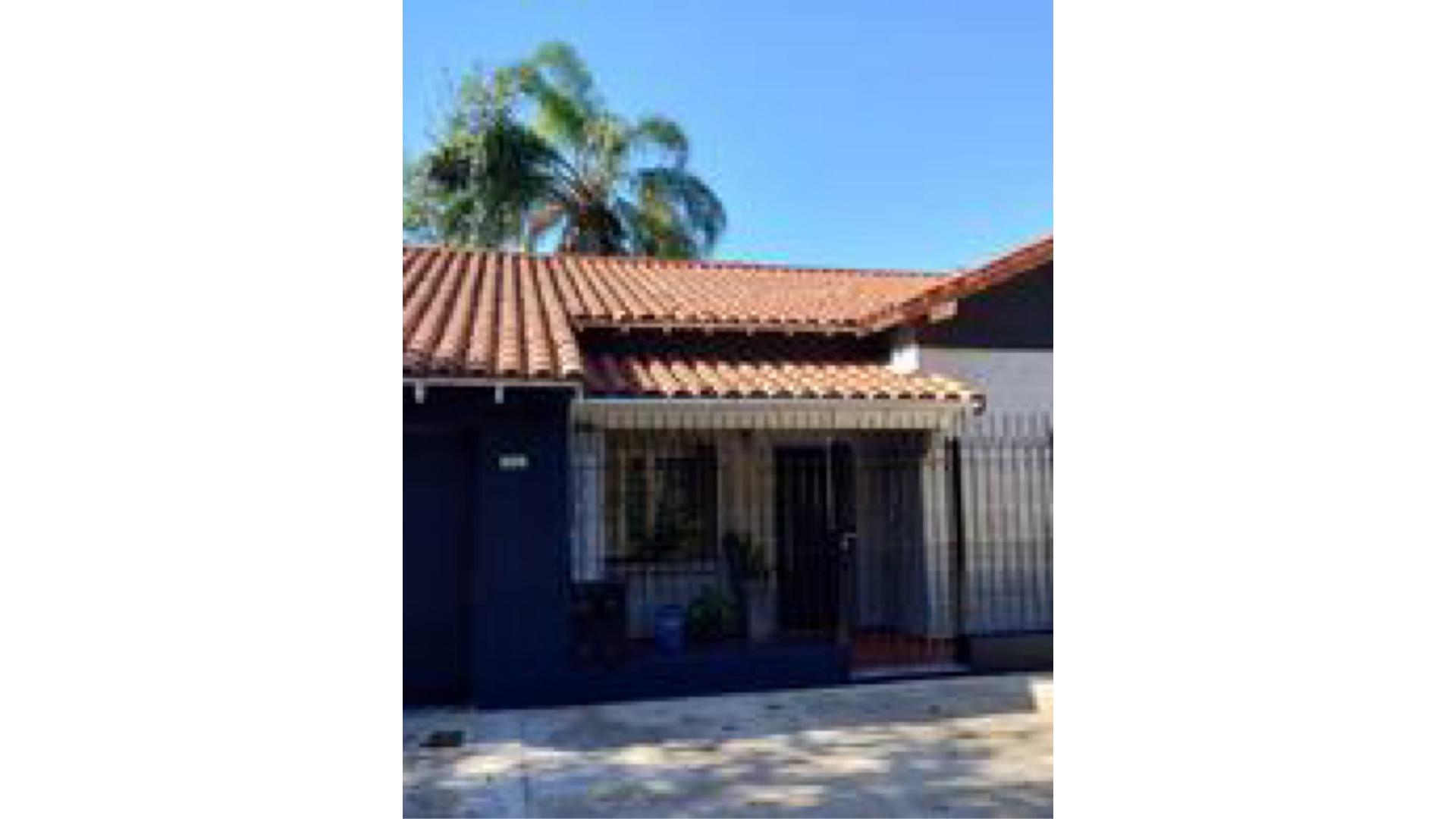 #5375467 | Venta | Casa | Lomas De Zamora (Julieta Rodriguez Inmobiliaria)