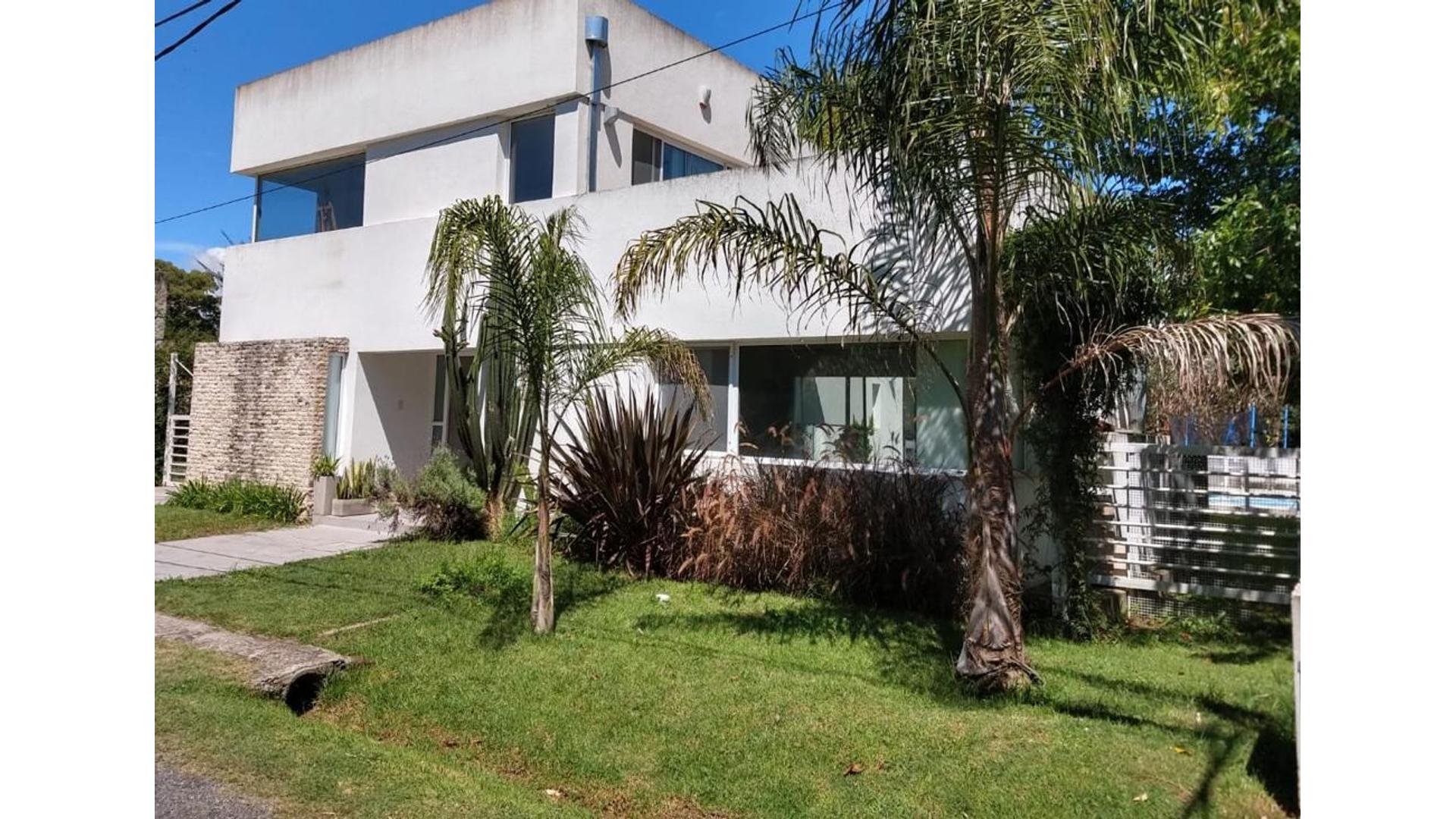 #5375287 | Venta | Casa | Berazategui (Hernan Schaerer Desarrollos Inmobiliarios)