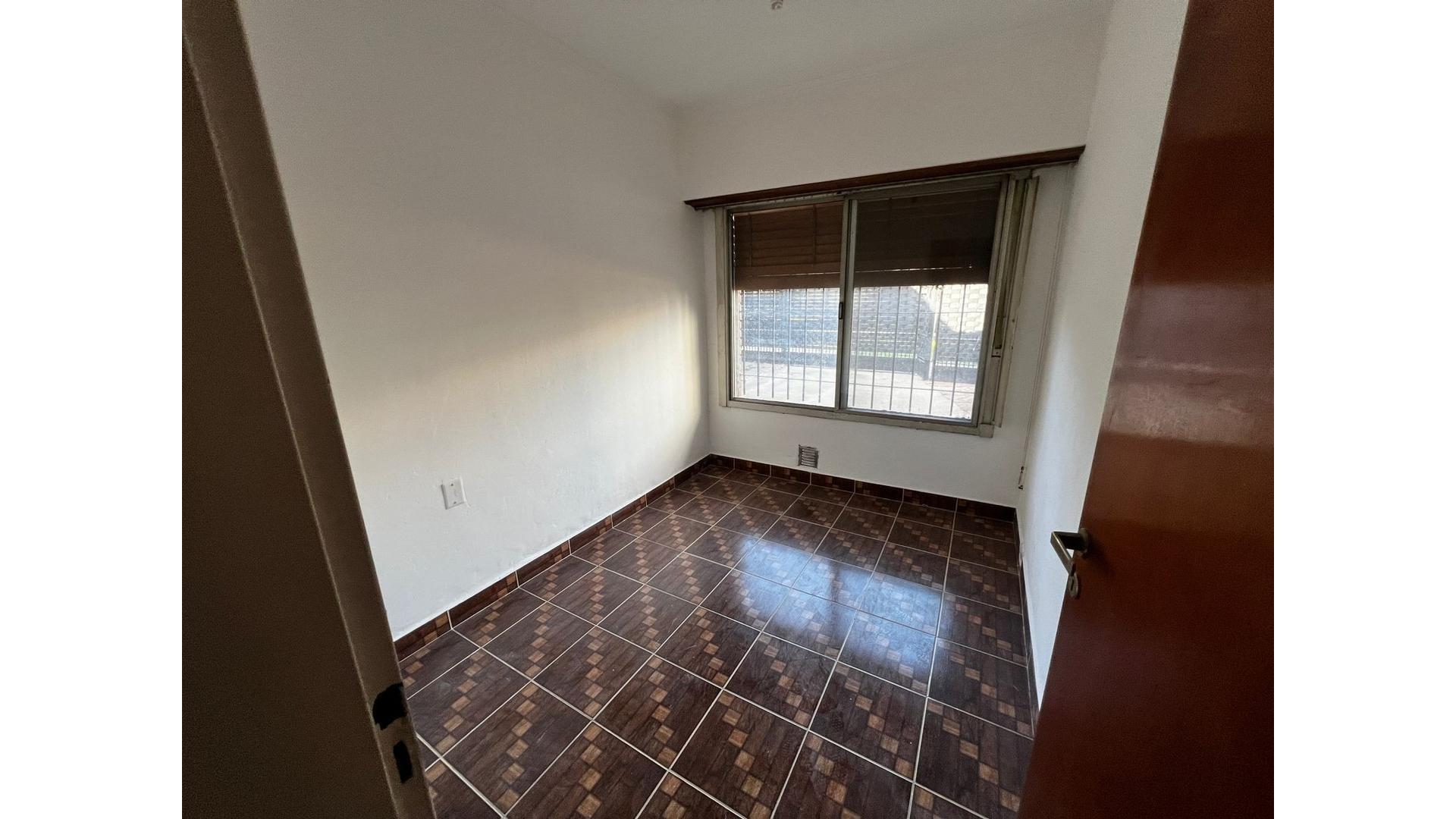 #5376435 | Alquiler | PH | Lomas De Zamora (Hernández Negocios Inmobiliarios)