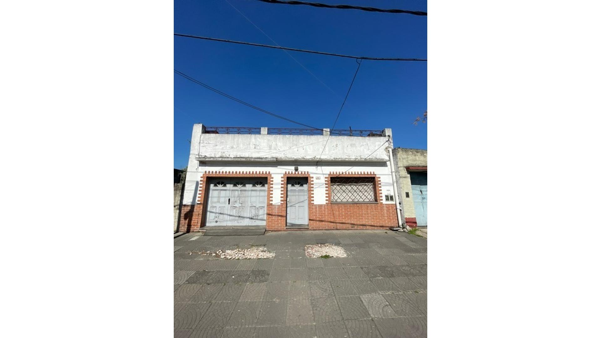 #5379118 | Venta | Casa | Lomas De Zamora (Bardi Negocios Inmobiliarios)