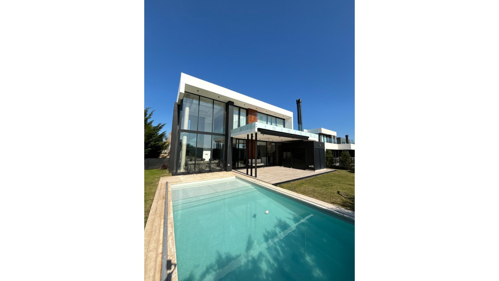 #5381763 | Venta | Casa | Berazategui (Turjansky Y Asociados)