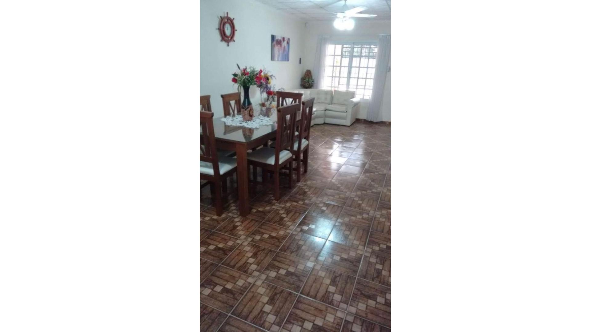 #5381897 | Venta | Casa | San Benito (TOMAS SPINELLI Mat: 1222)