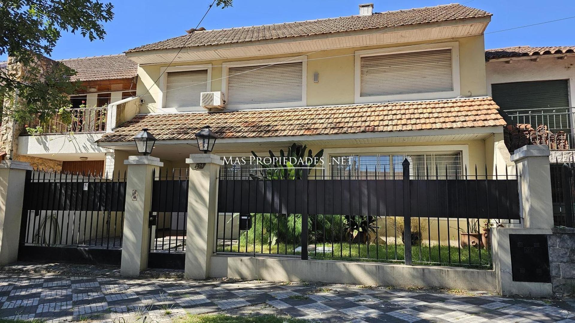 #5387681 | Venta | Casa | Echeverria Del Lago (Mas Propiedades.Net)