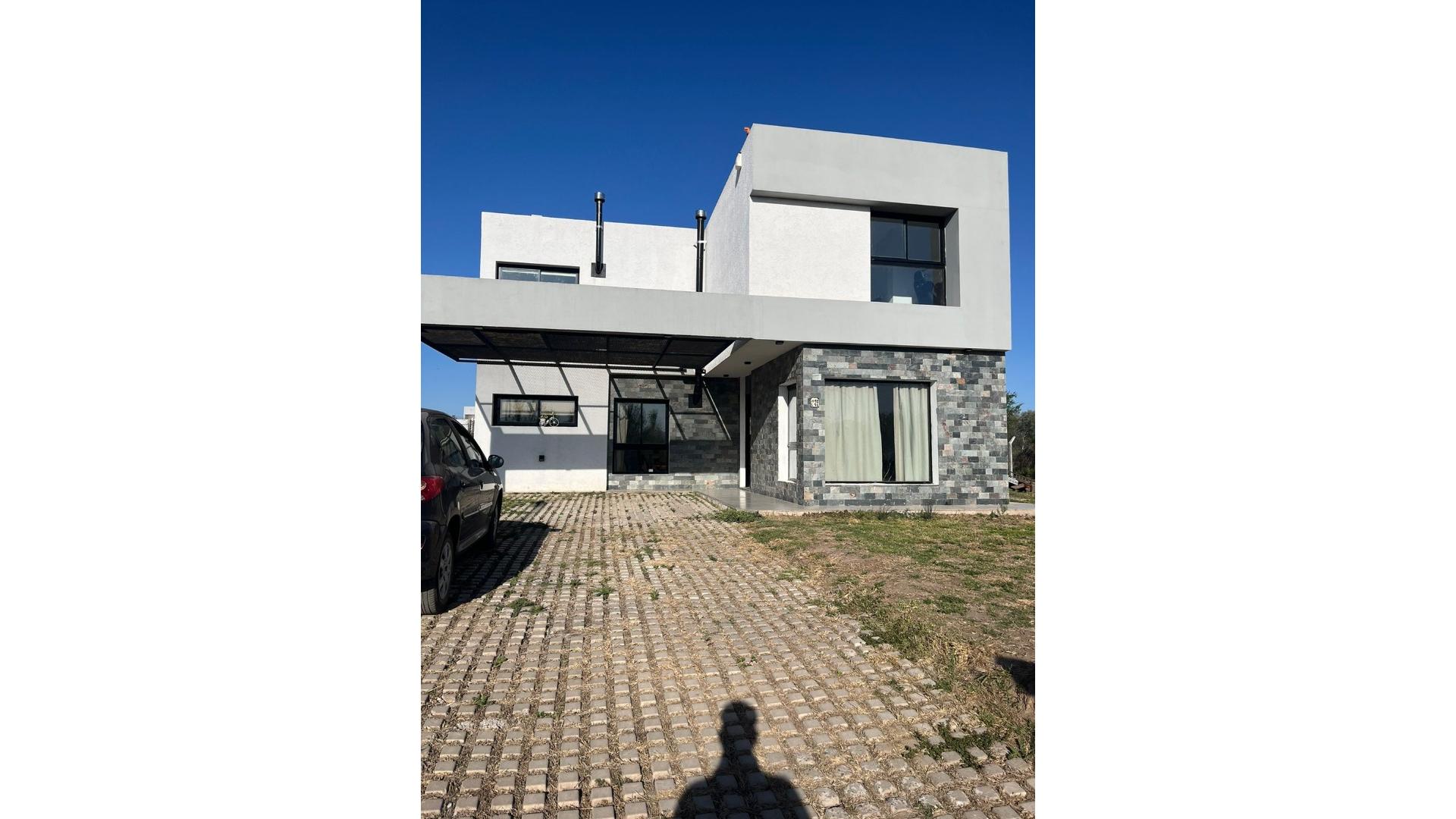 #5396638 | Venta | Casa | Unquillo (Rednova Servicios Inmobiliarios)